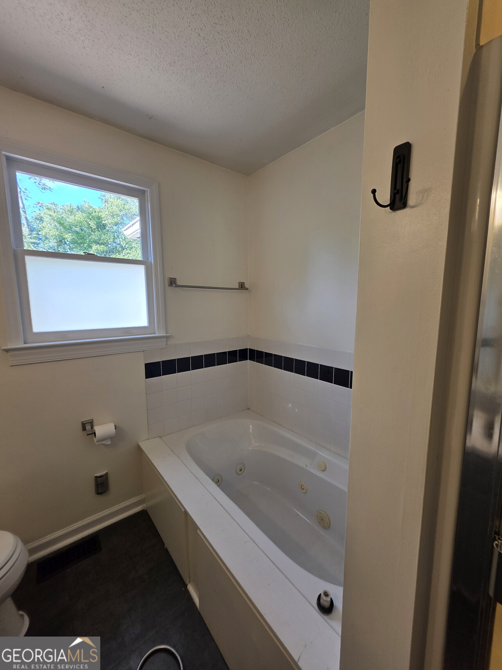 2307 Kimberly Drive Property Photo 8