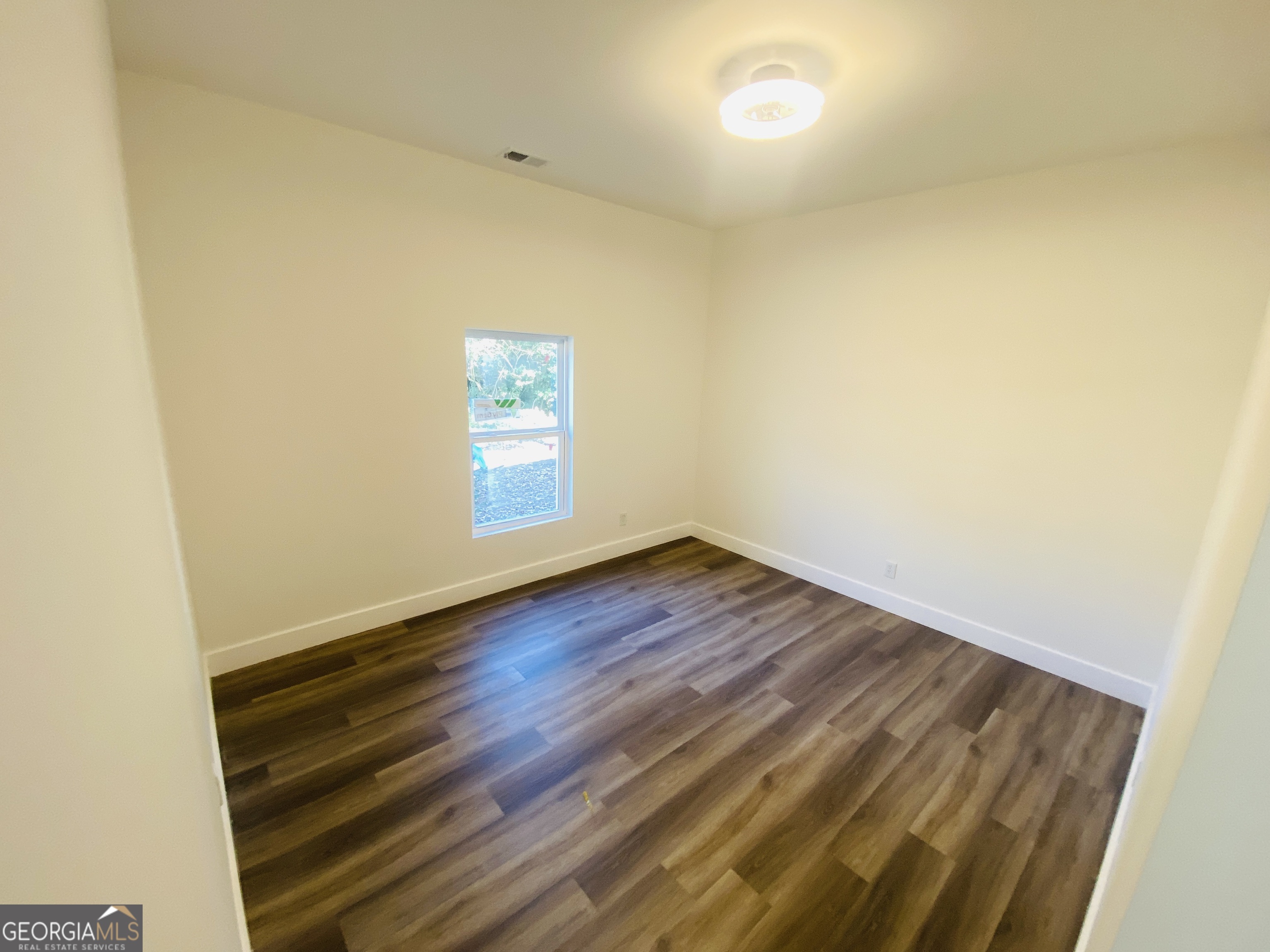 545 Shady Lane Property Photo 10