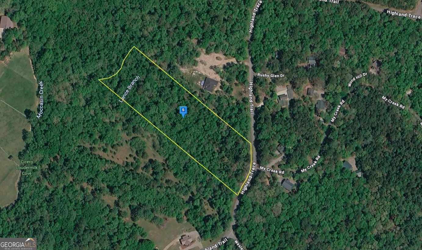 1077 Highland Trail Property Photo 1