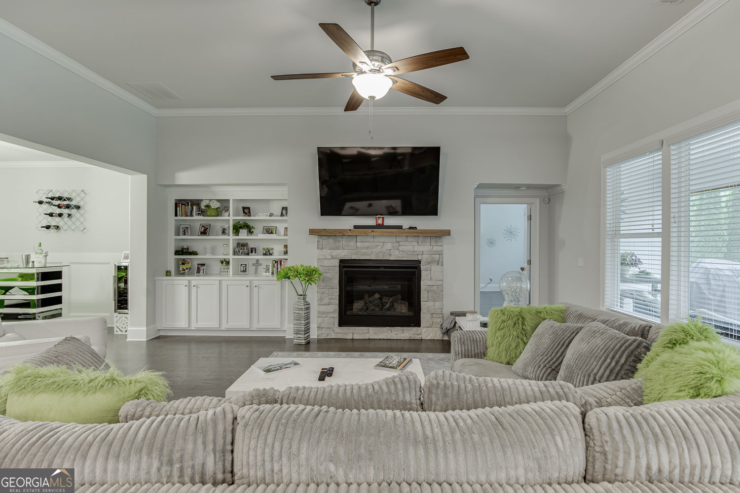 4862 Stone Way Path Property Photo 19