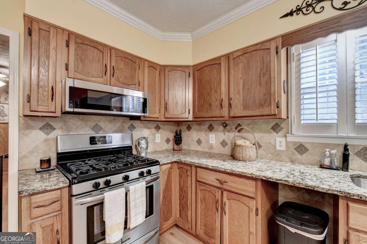 1889 Ridgedale Drive Property Photo 10