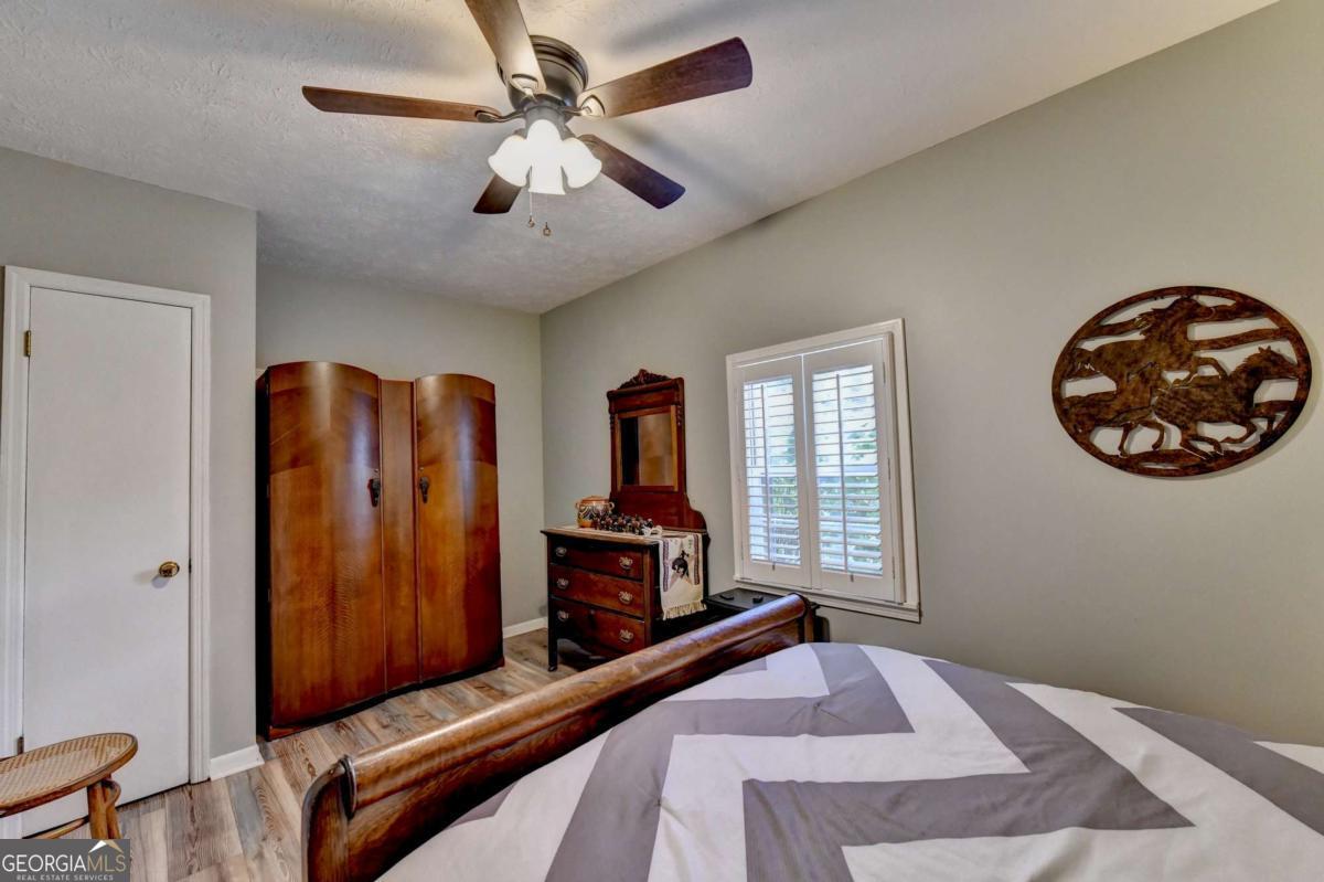 1889 Ridgedale Drive Property Photo 17