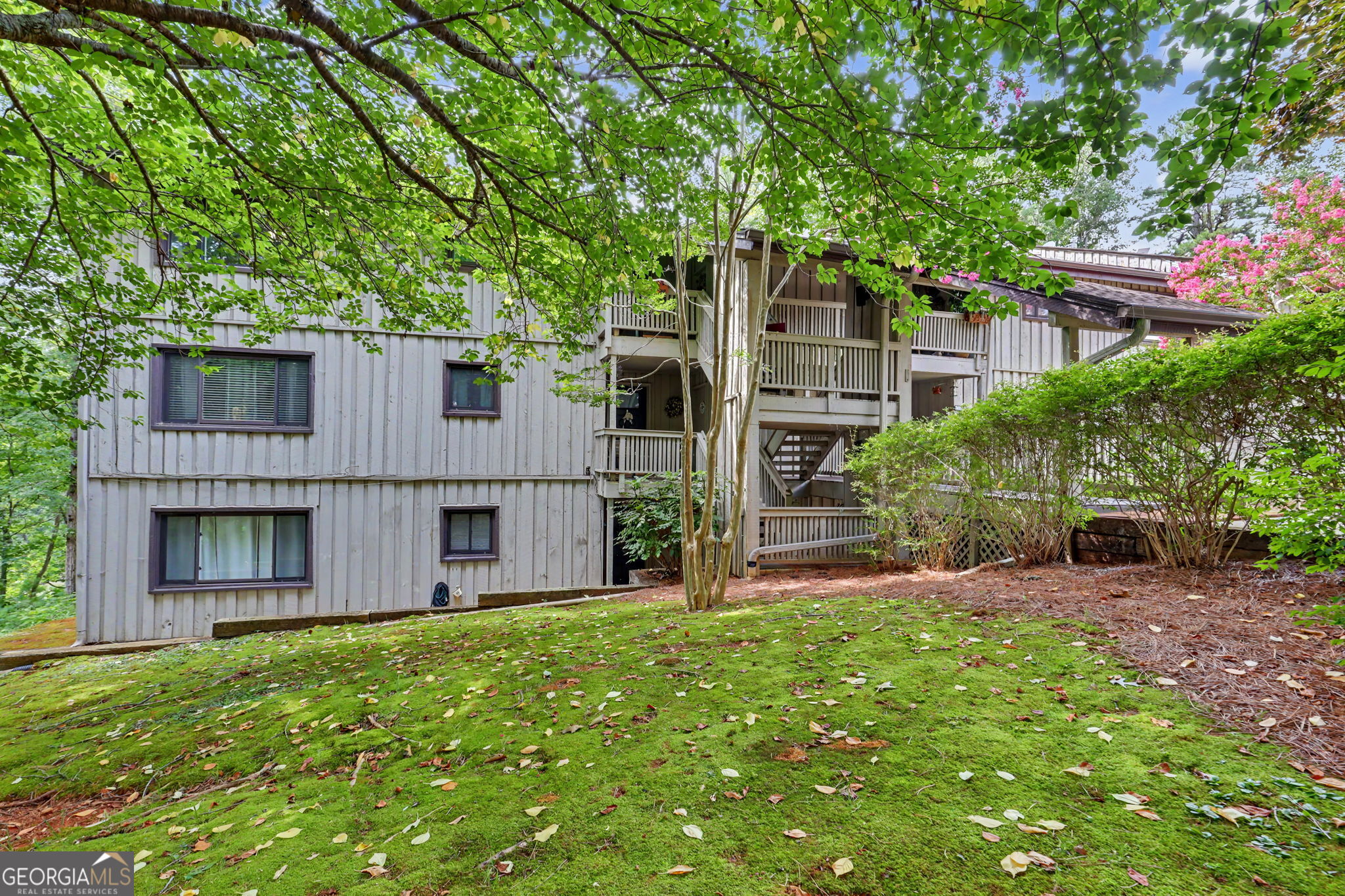 227 Shakespeare Drive # 301 Property Photo 1