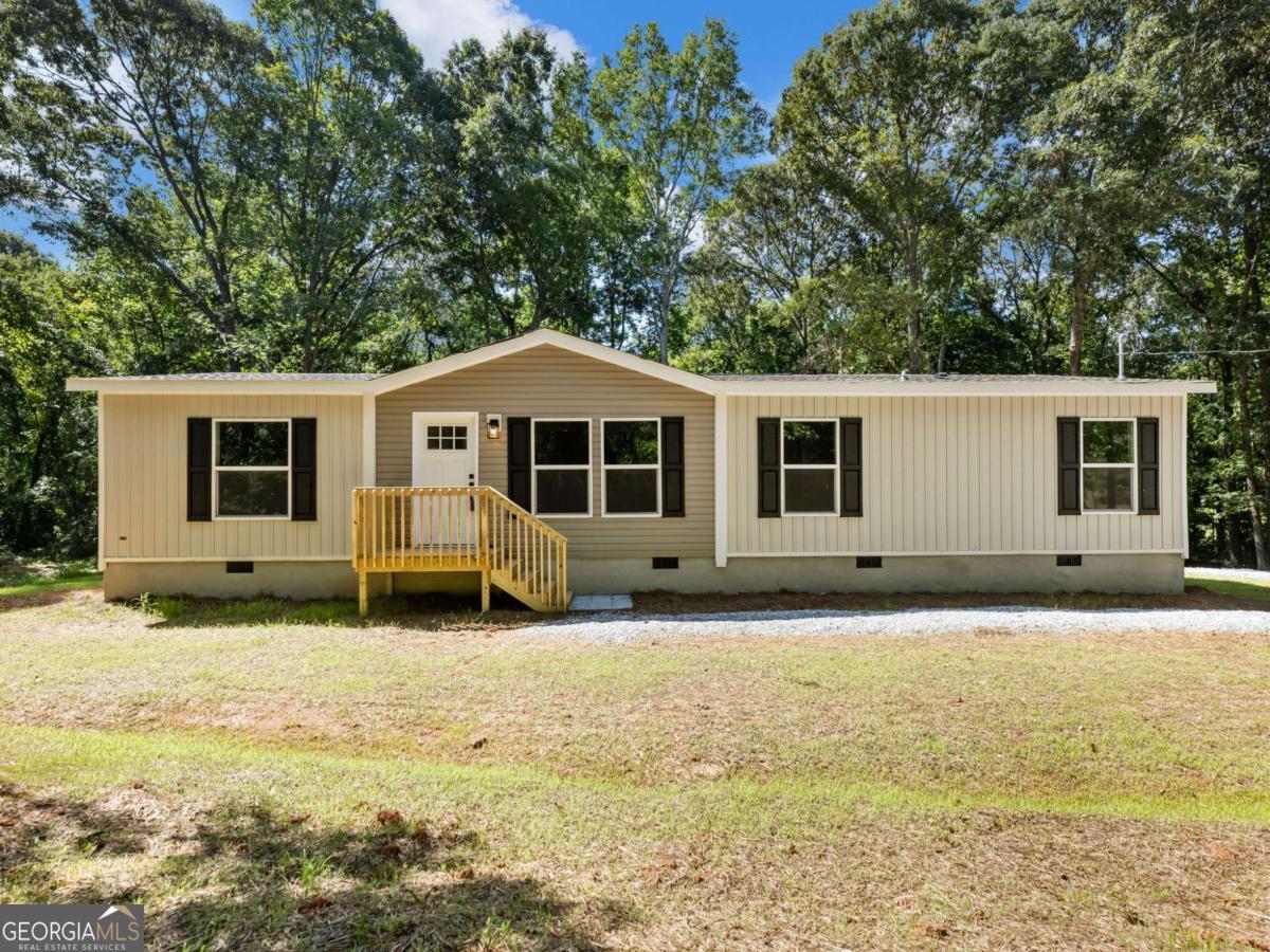 89 Upland Drive Property Photo 1