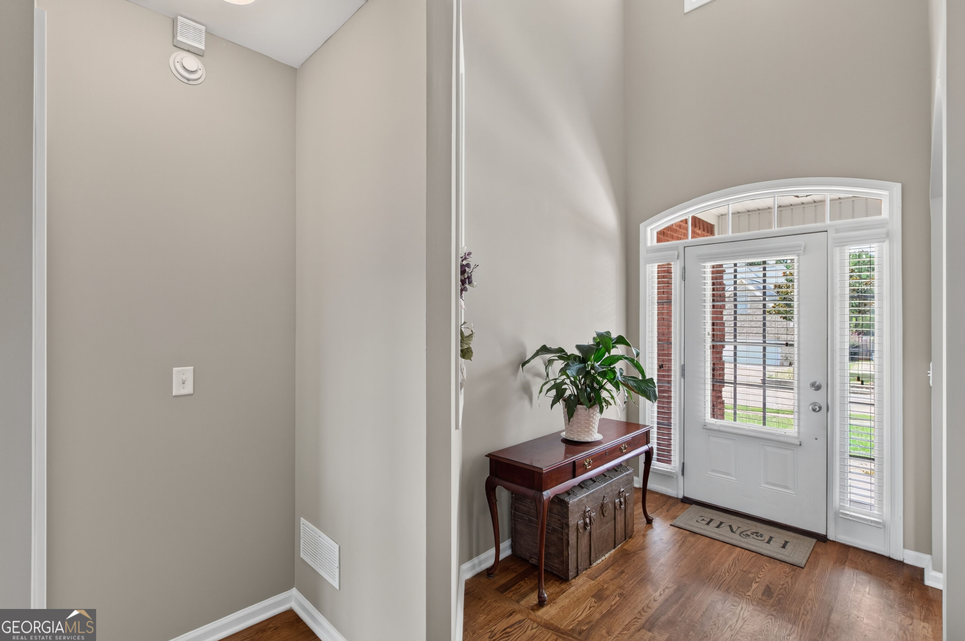 25 Westmoreland Lake Drive Property Photo 6