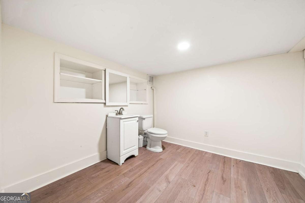 2949 Pearl Street Property Photo 22