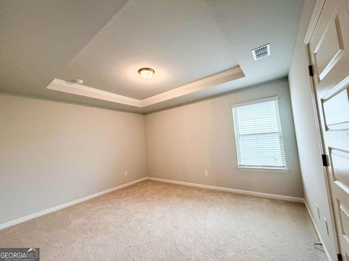 628 Sidney Street Property Photo 15