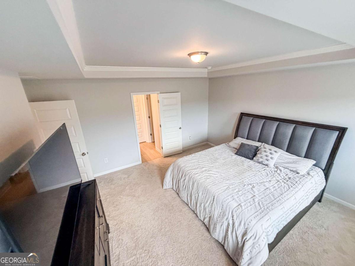 628 Sidney Street Property Photo 23
