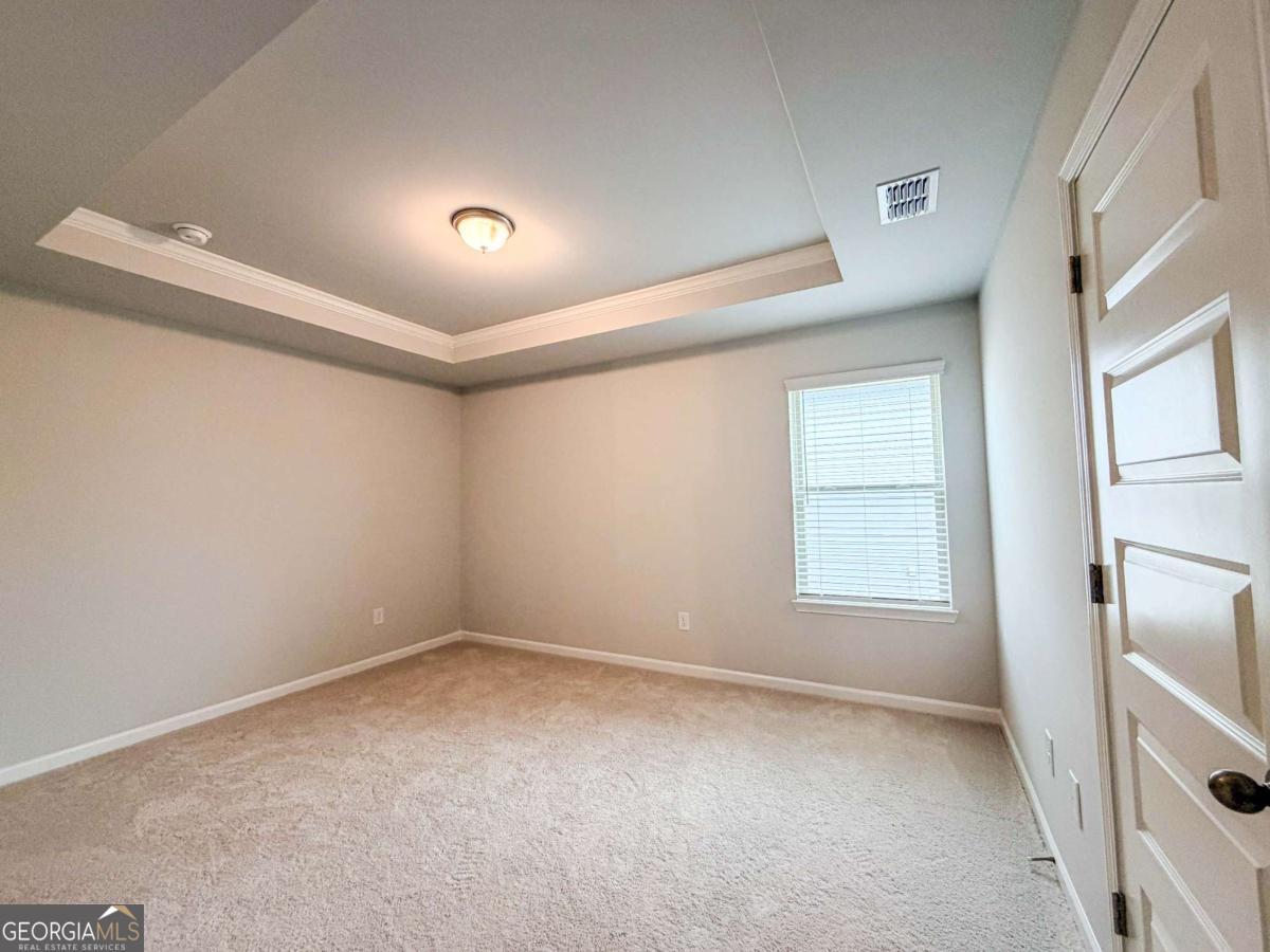 628 Sidney Street Property Photo 28