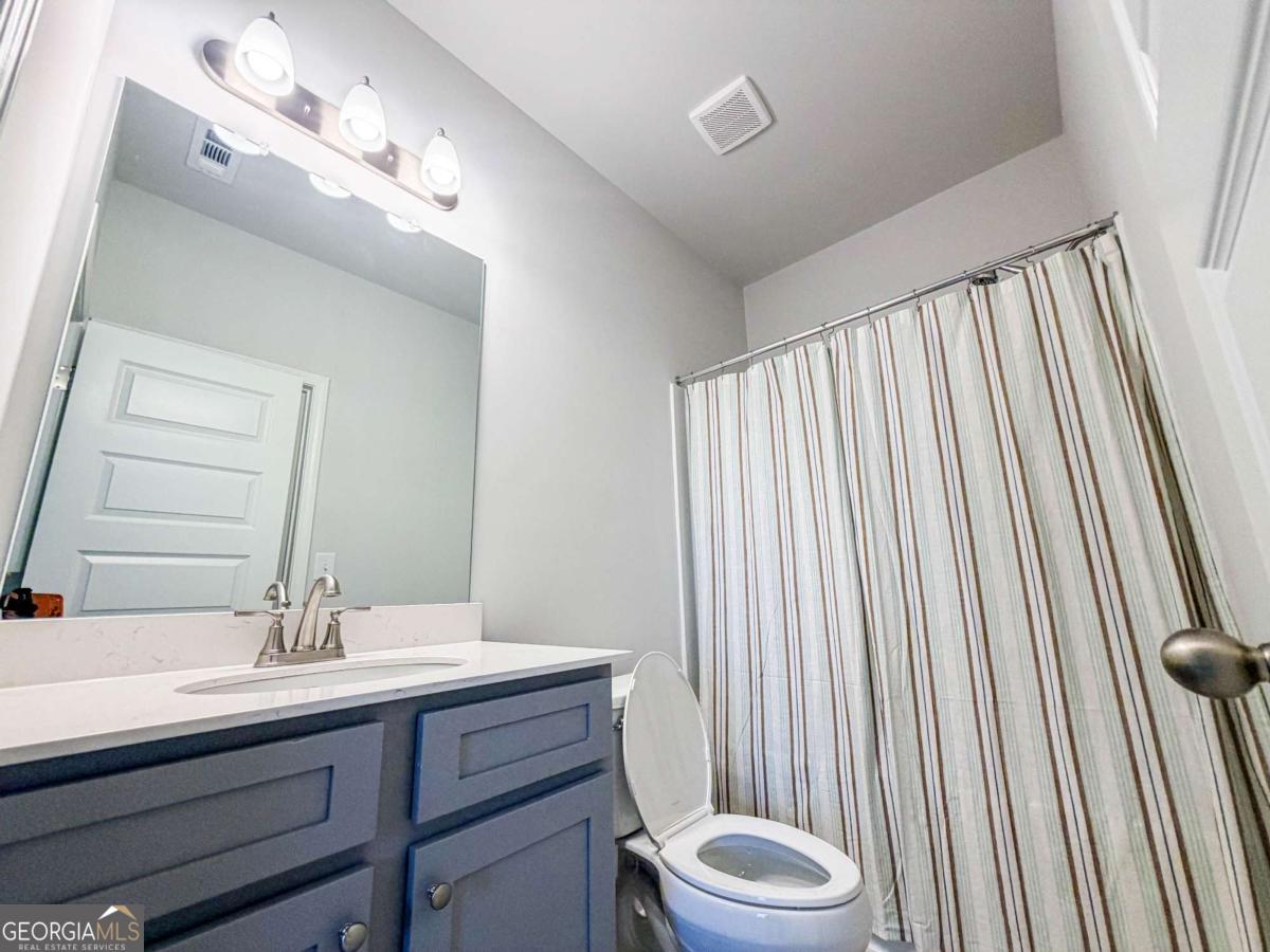 628 Sidney Street Property Photo 46