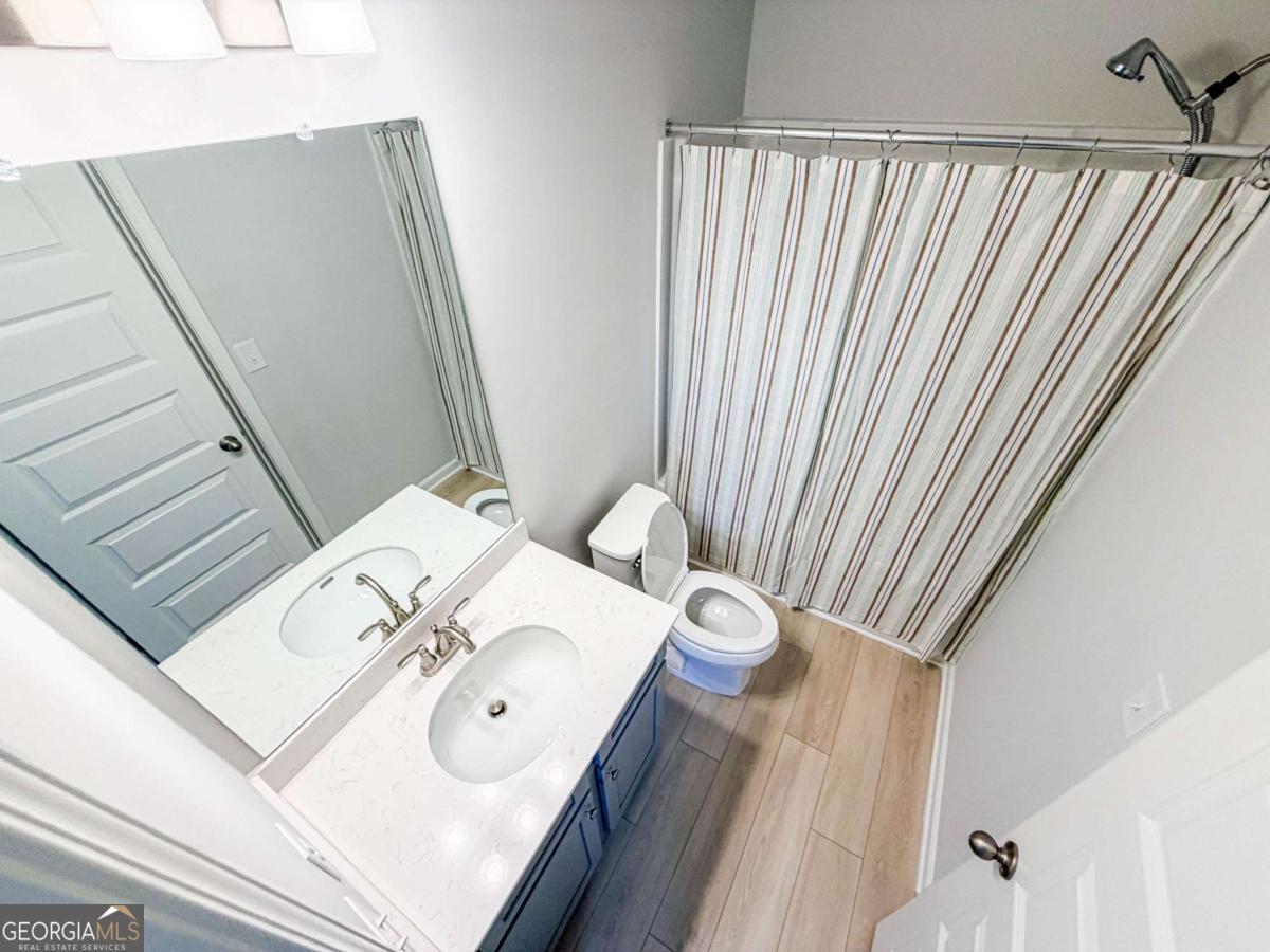 628 Sidney Street Property Photo 60