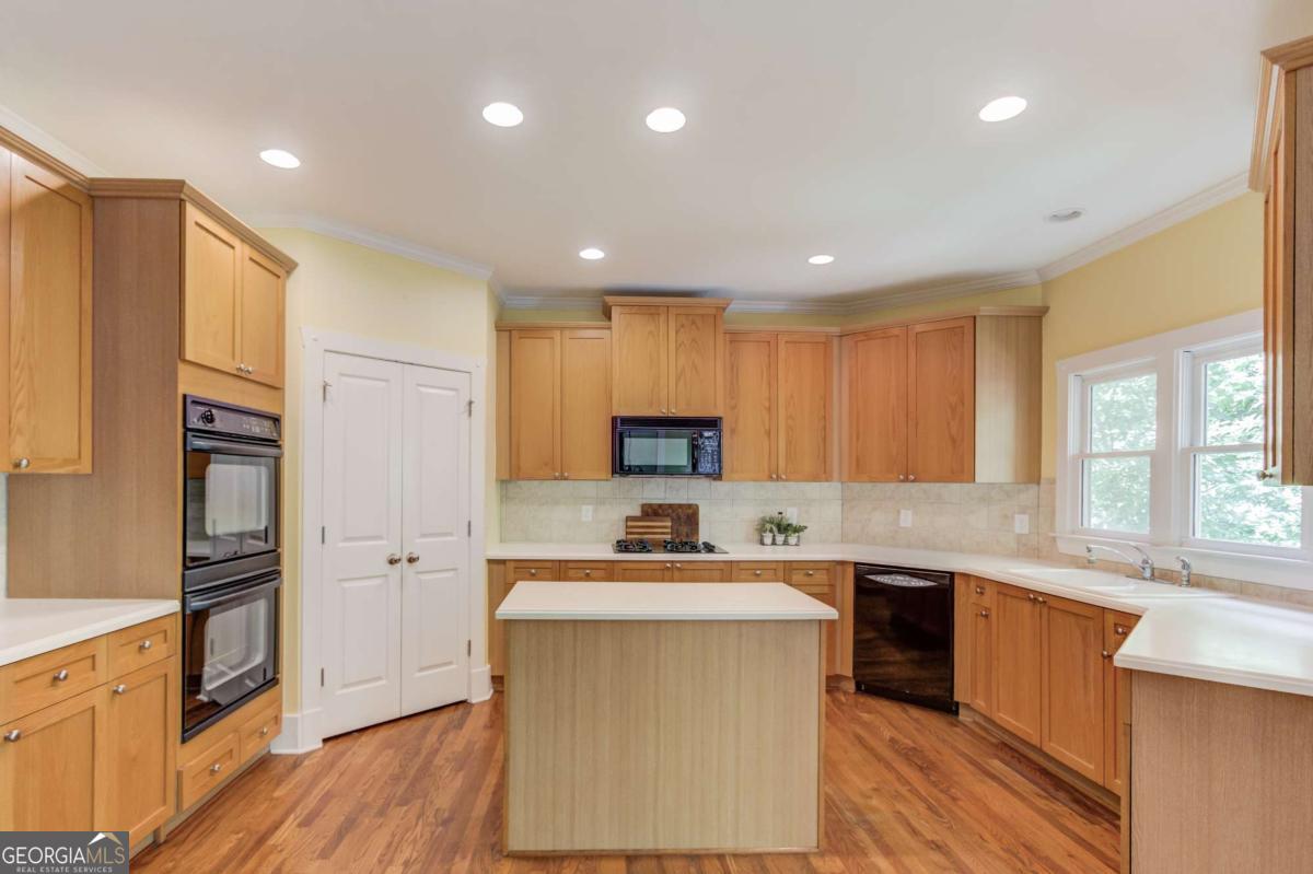 5989 Grand Loop Road Property Photo 15