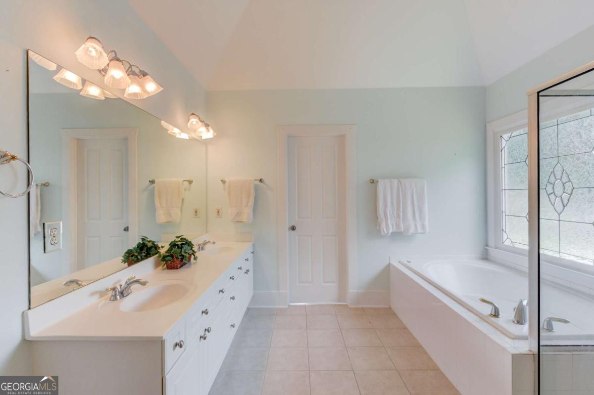 5989 Grand Loop Road Property Photo 27