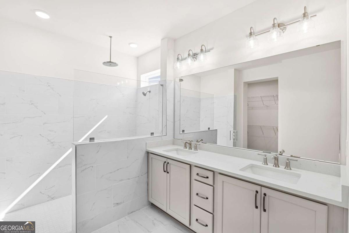 580 Barnfield Way Property Photo 14