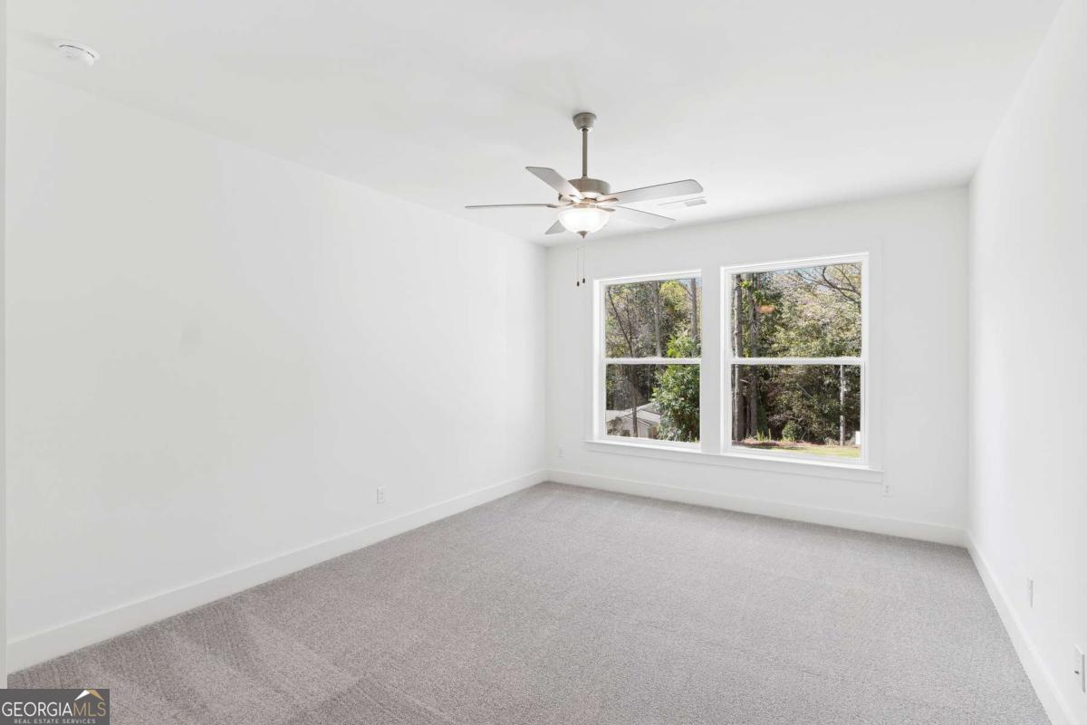 580 Barnfield Way Property Photo 16