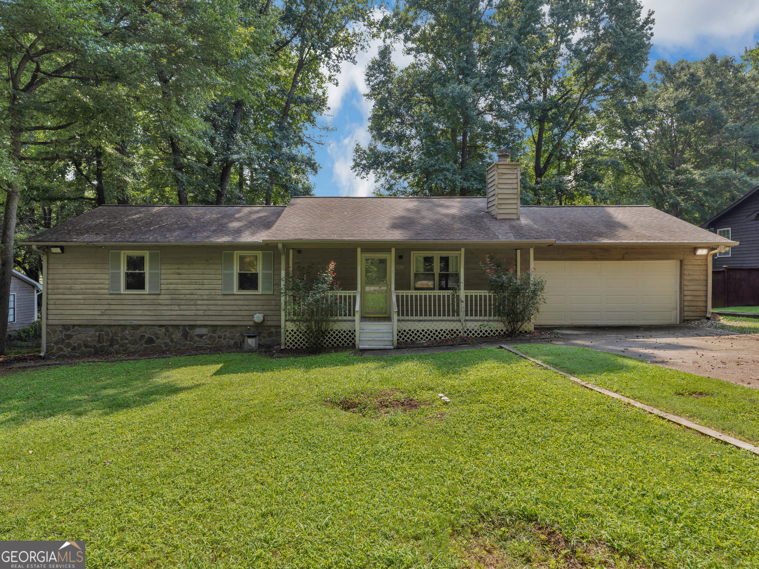 528 Knollwood Drive Property Photo 1