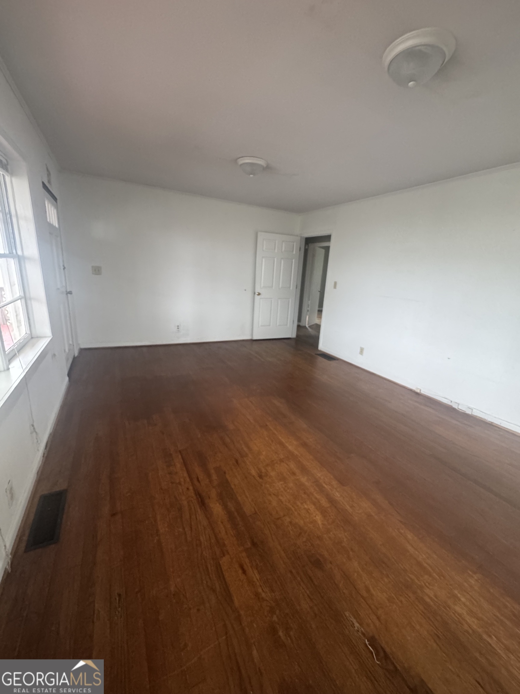 48 Racetrack Road Property Photo 2