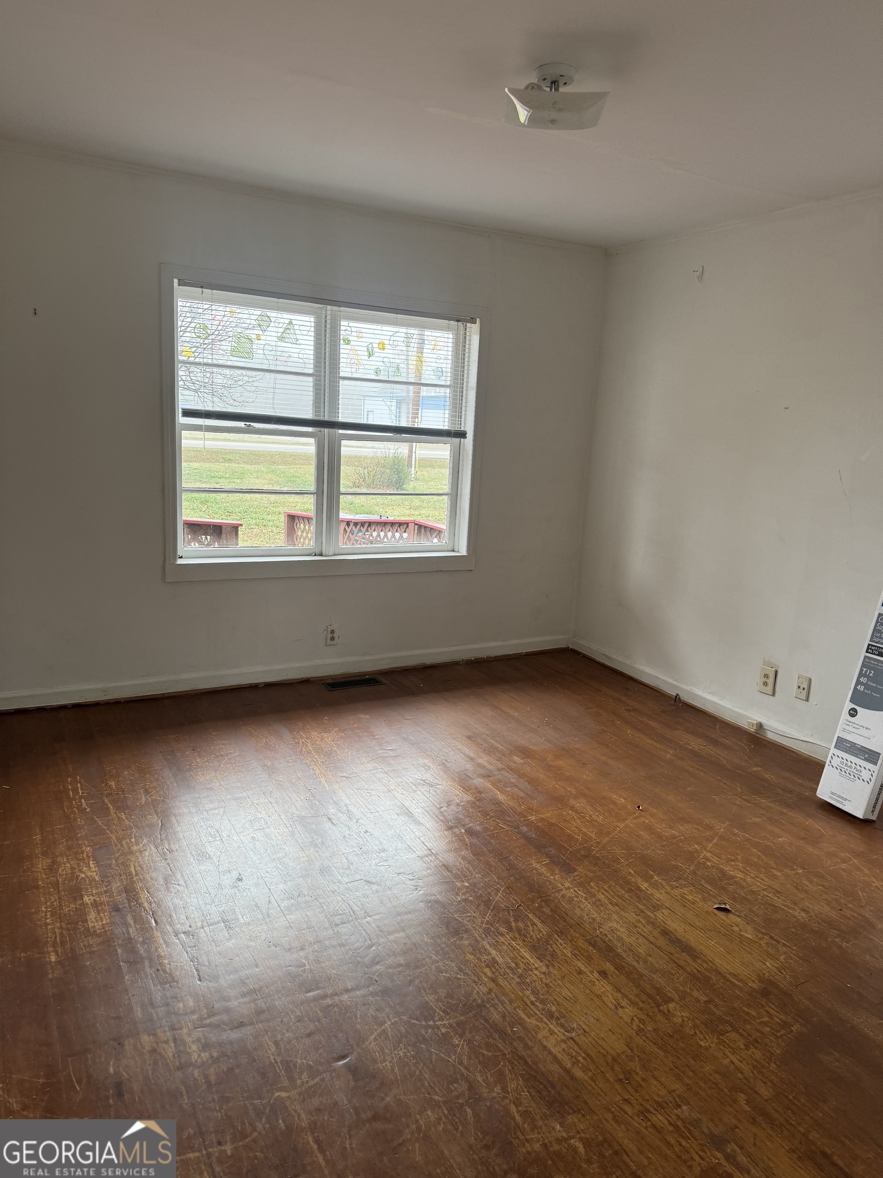 48 Racetrack Road Property Photo 7