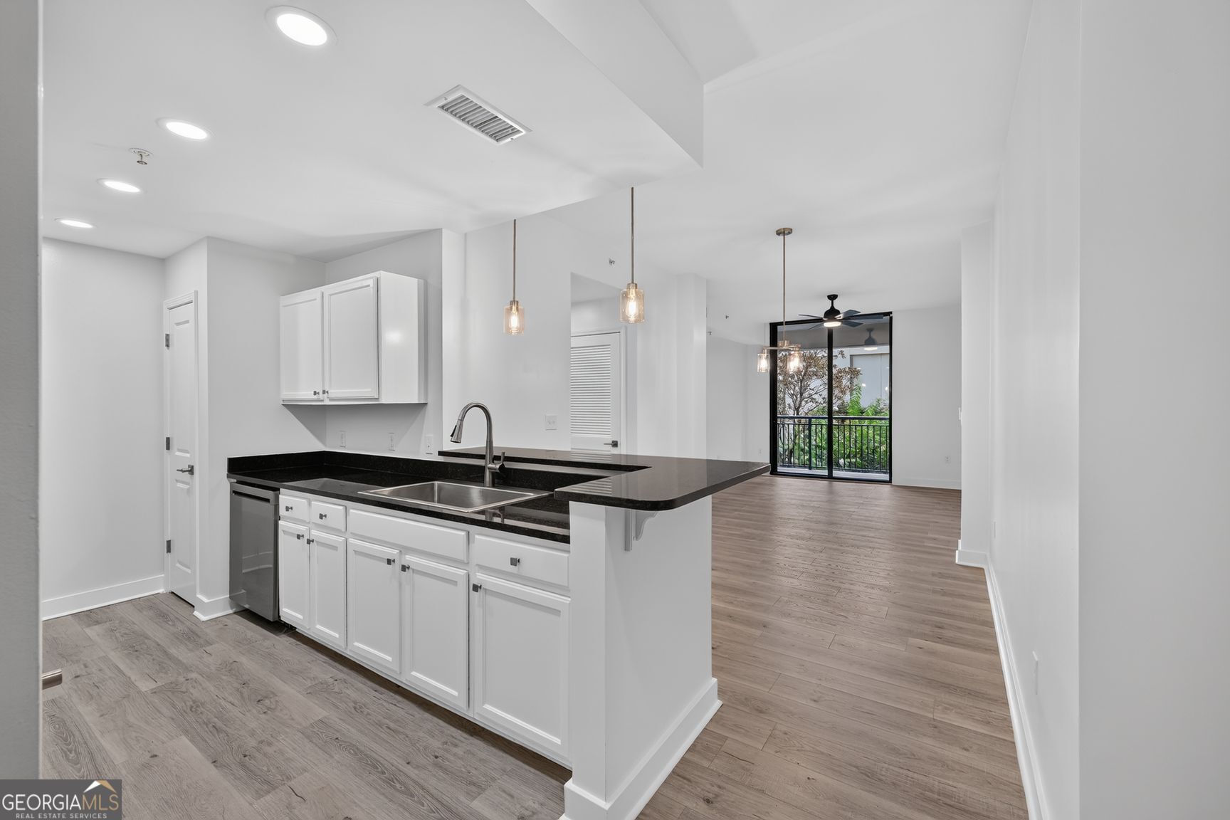 3040 Peachtree Road Nw # 313 Property Photo 1