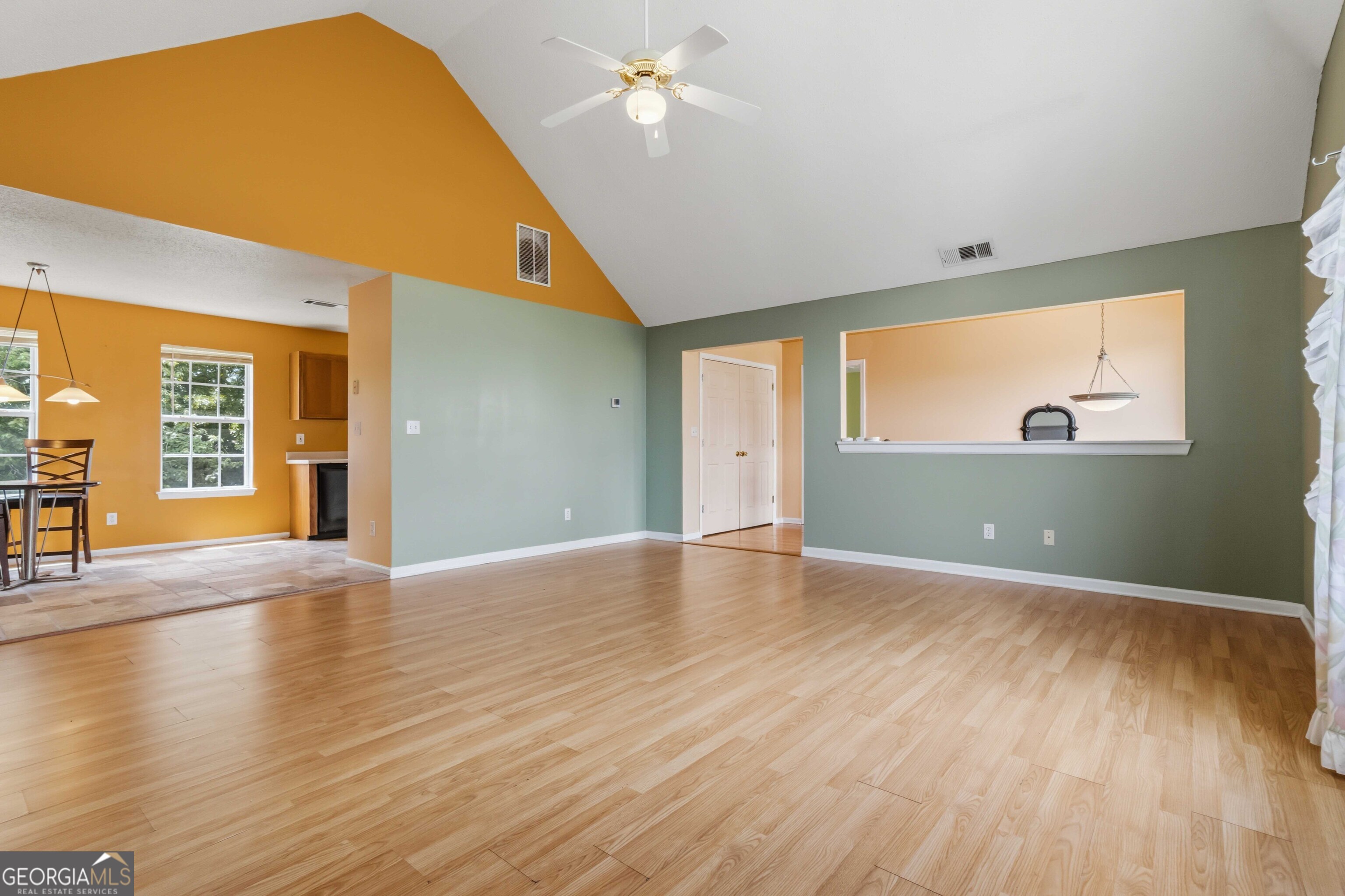 4424 Idlewood Park Property Photo 10