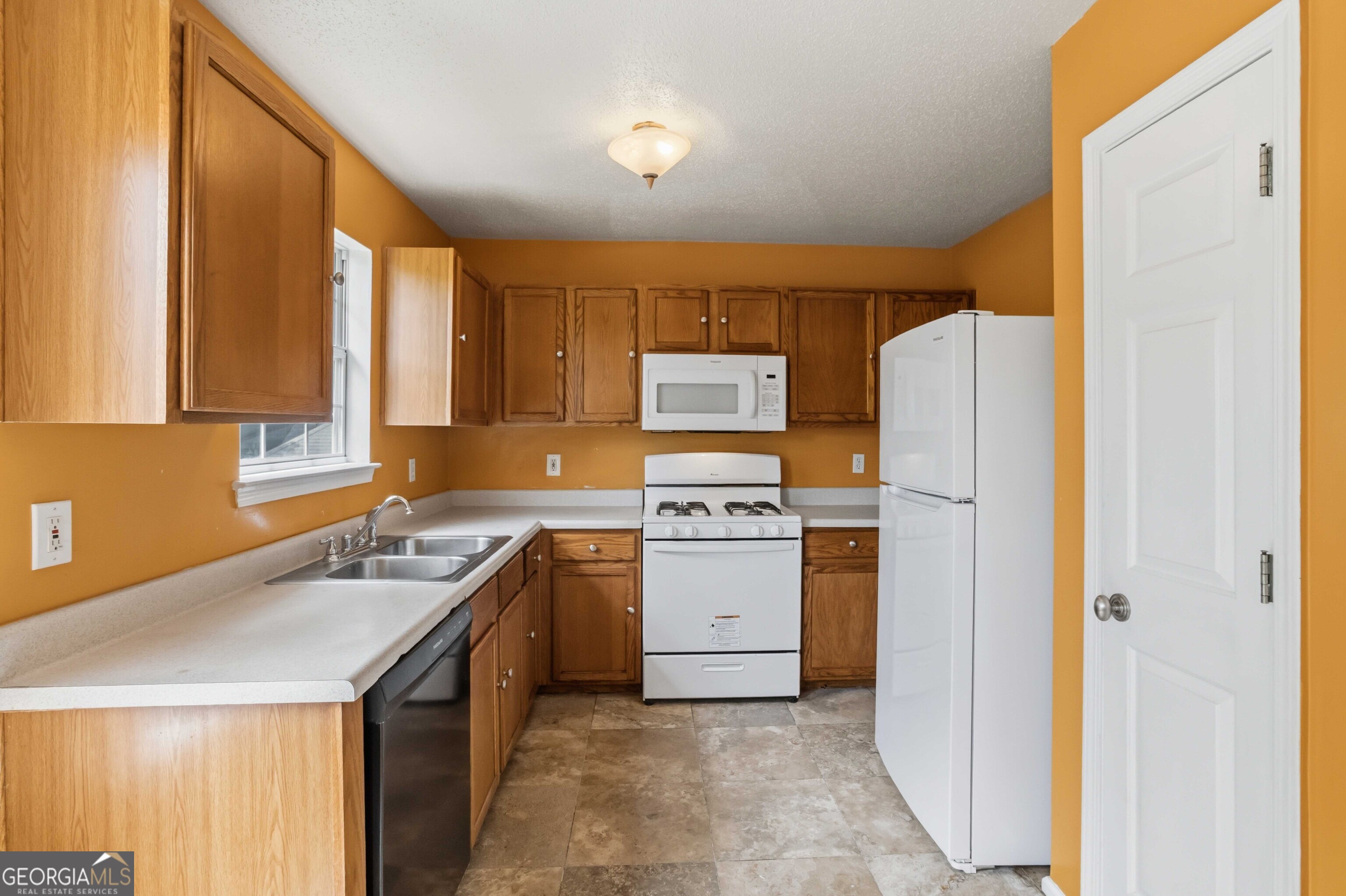 4424 Idlewood Park Property Photo 13