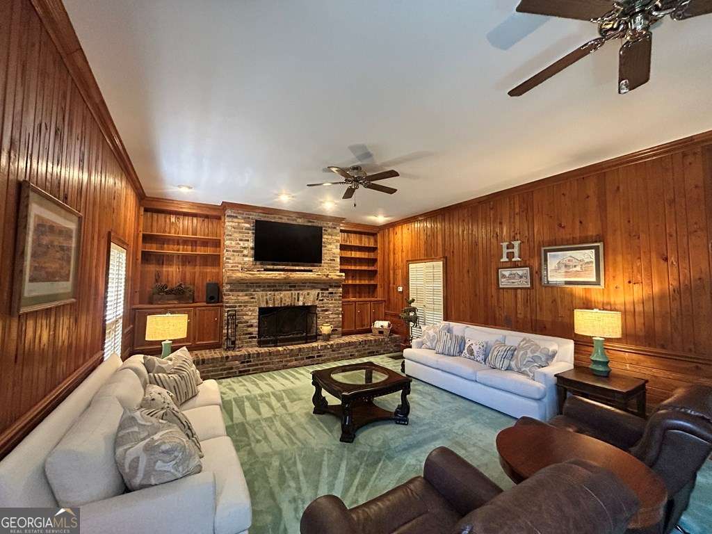 1702 Slack Drive Property Photo 2