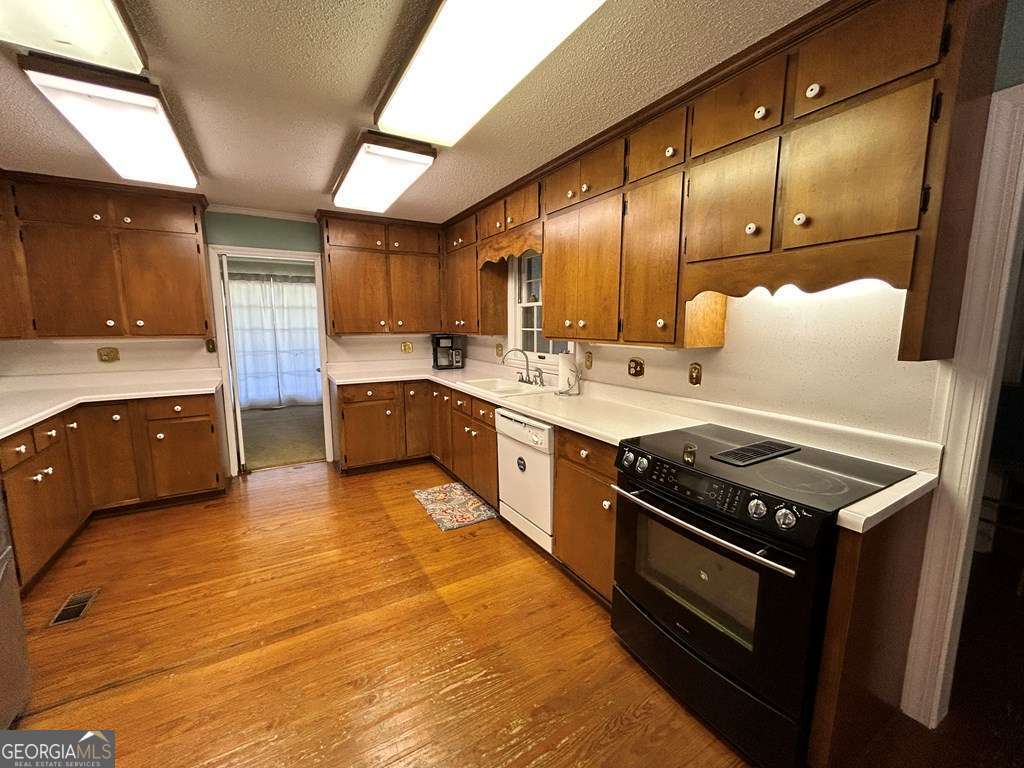 1702 Slack Drive Property Photo 9