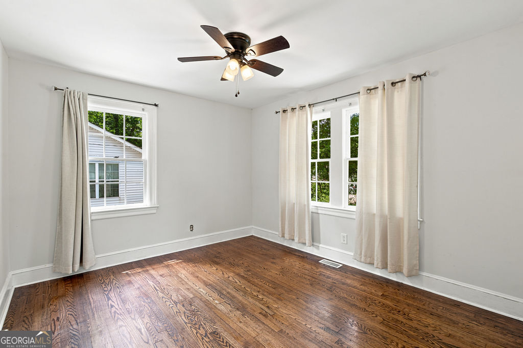 608 Briarwood Circle Nw Property Photo 16