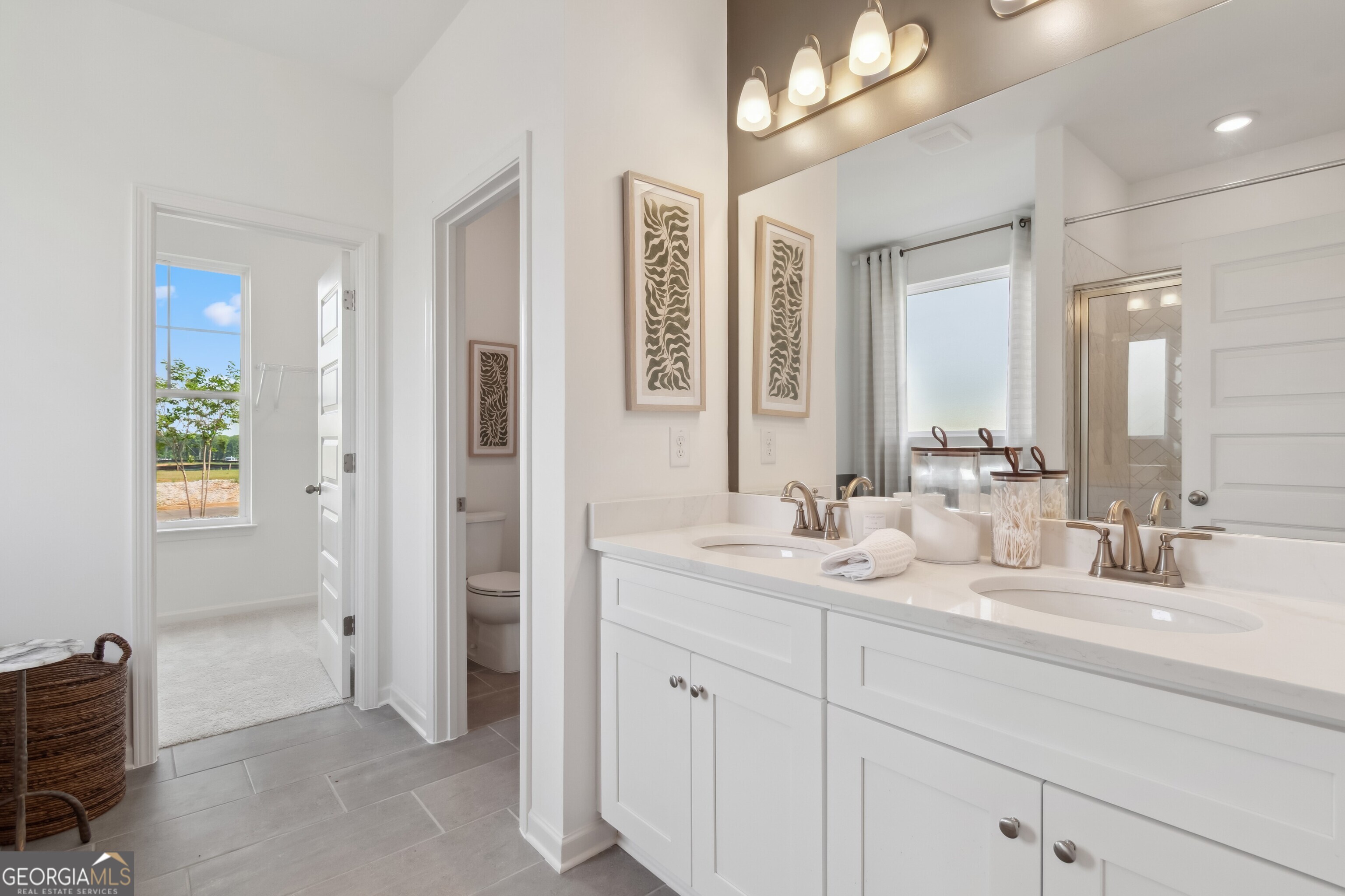 228 Compass Road Property Photo 9