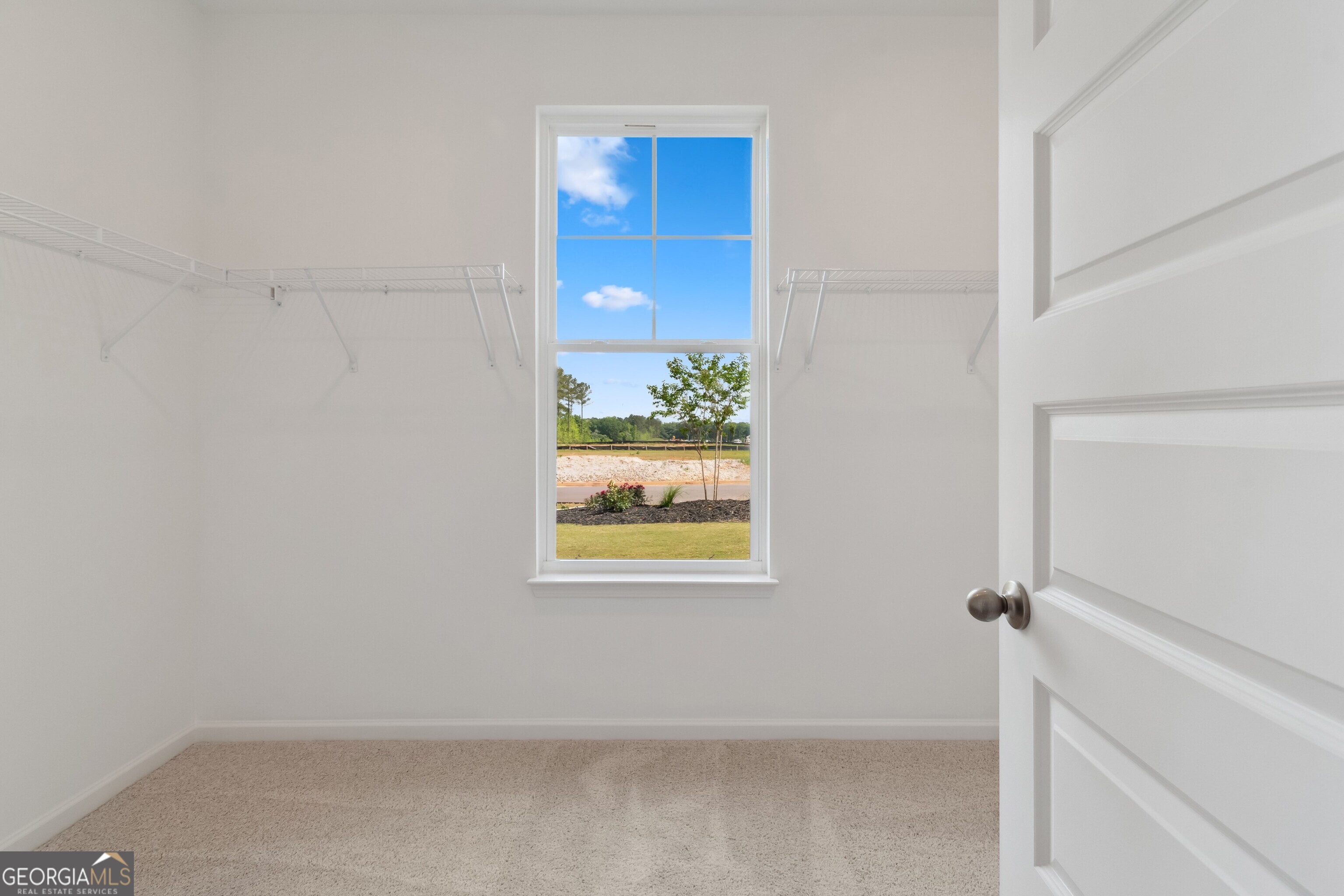 228 Compass Road Property Photo 11