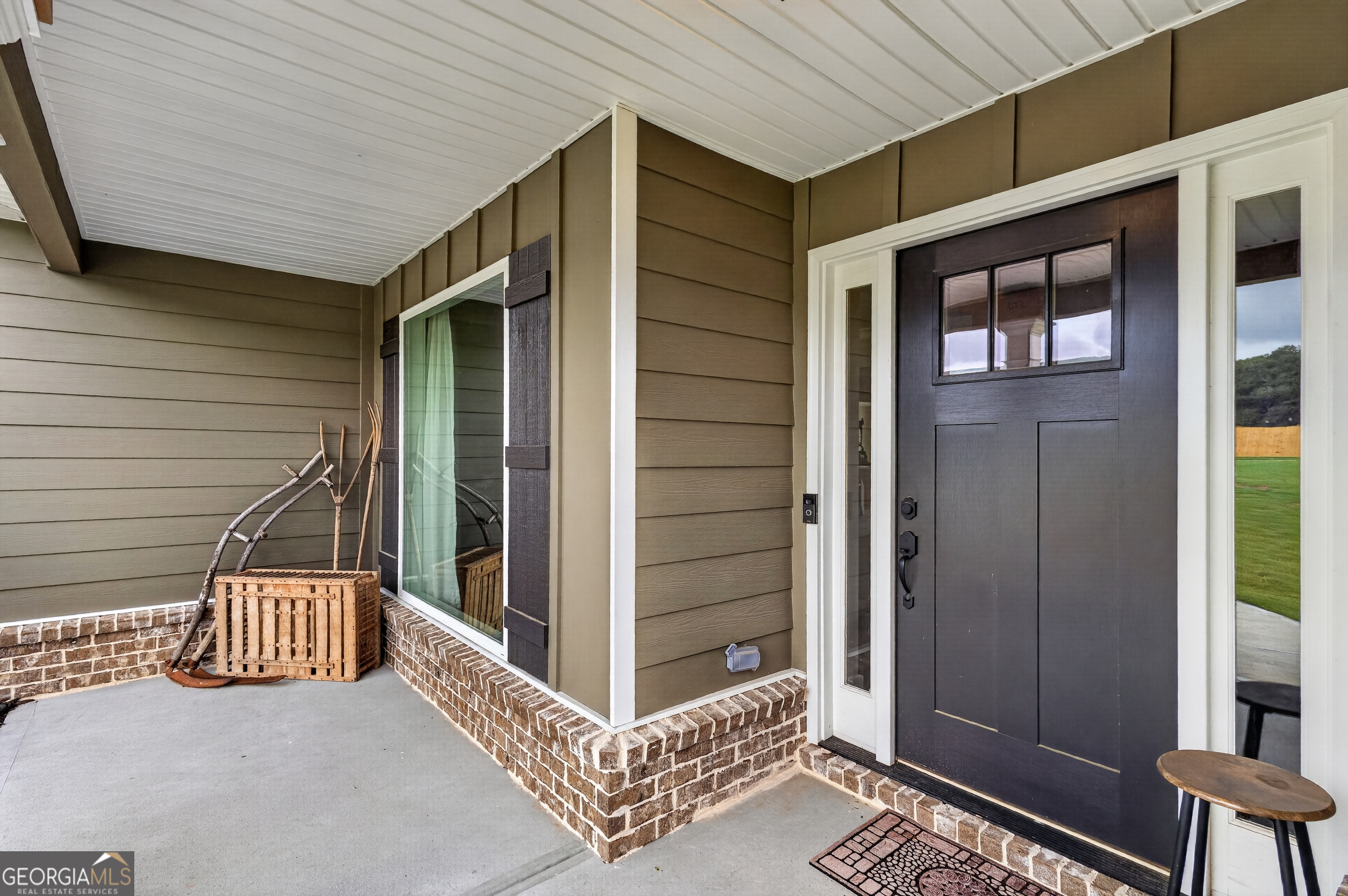 198 Advent Drive Property Photo 3