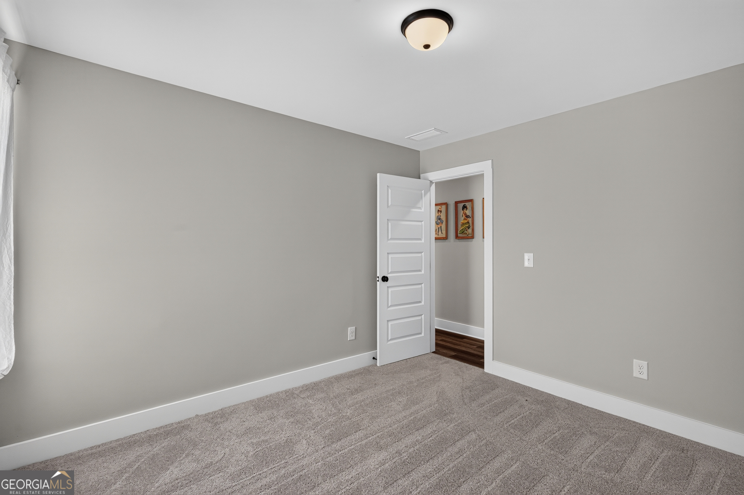 198 Advent Drive Property Photo 21