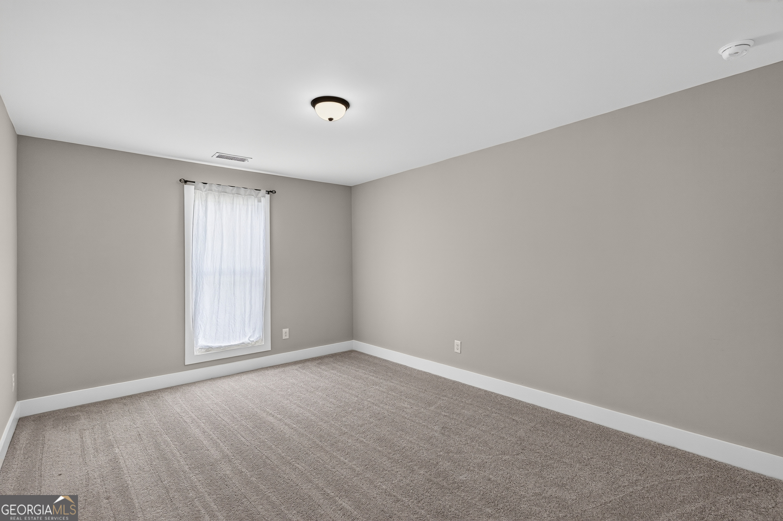 198 Advent Drive Property Photo 23
