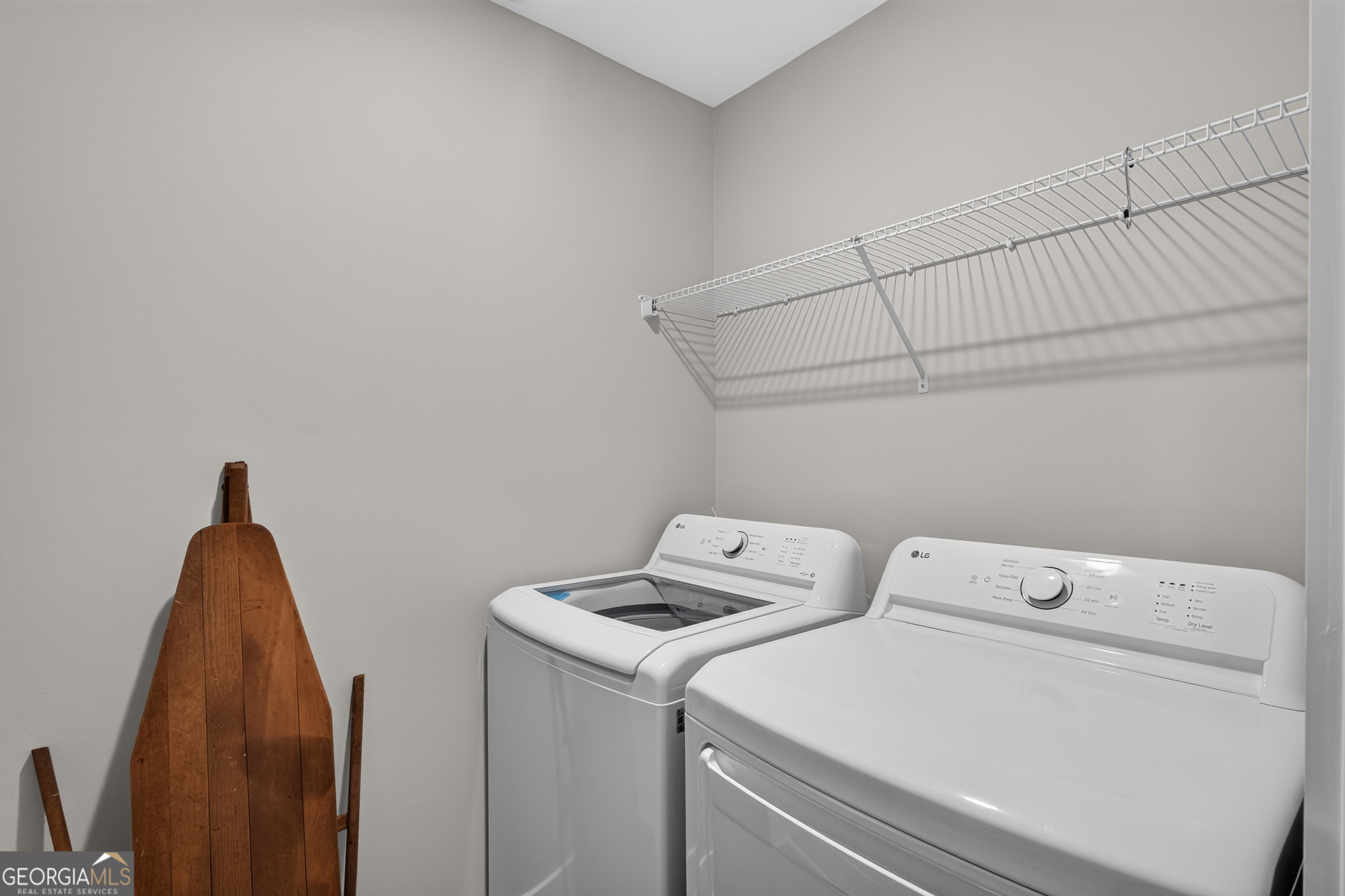 198 Advent Drive Property Photo 31