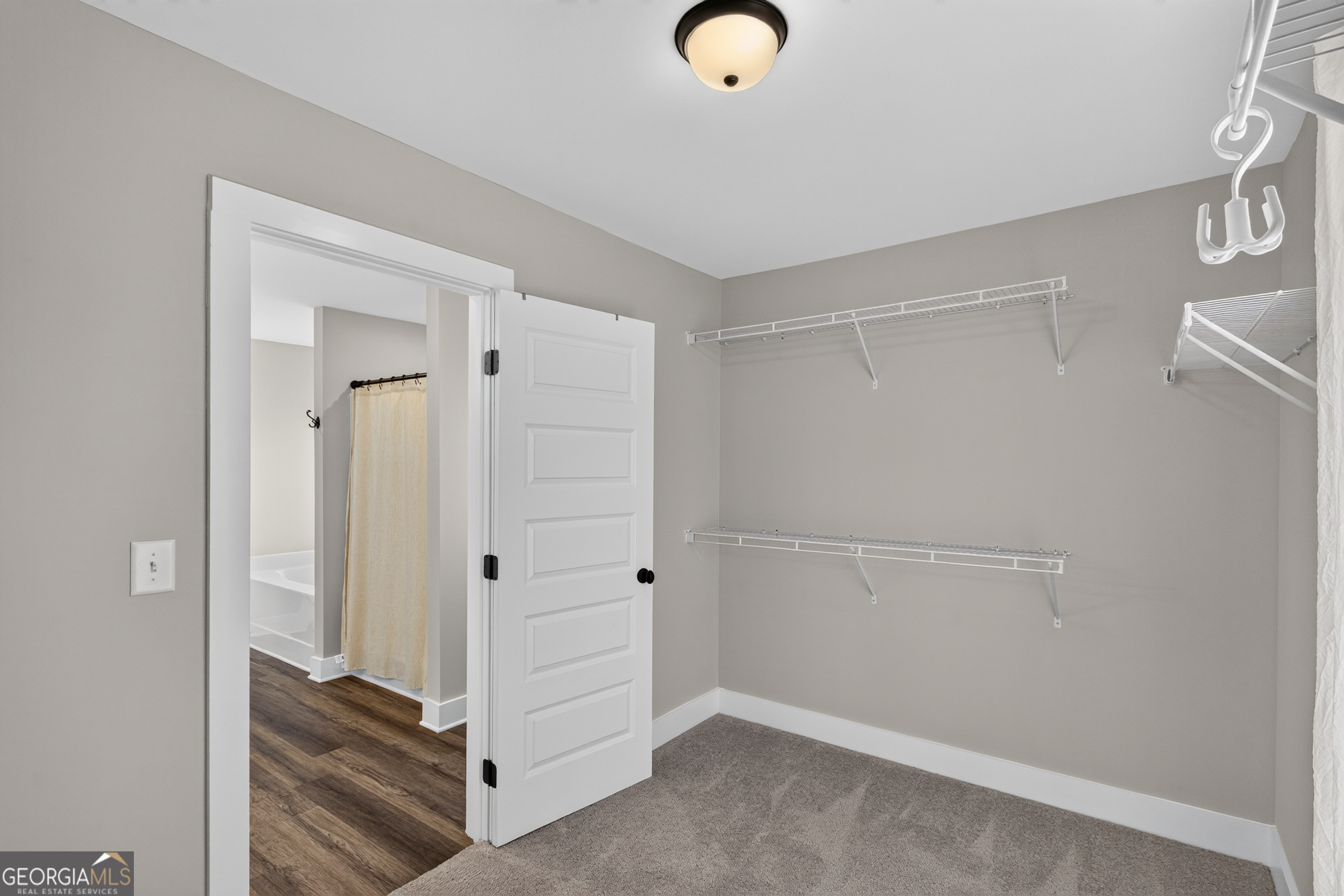 198 Advent Drive Property Photo 32