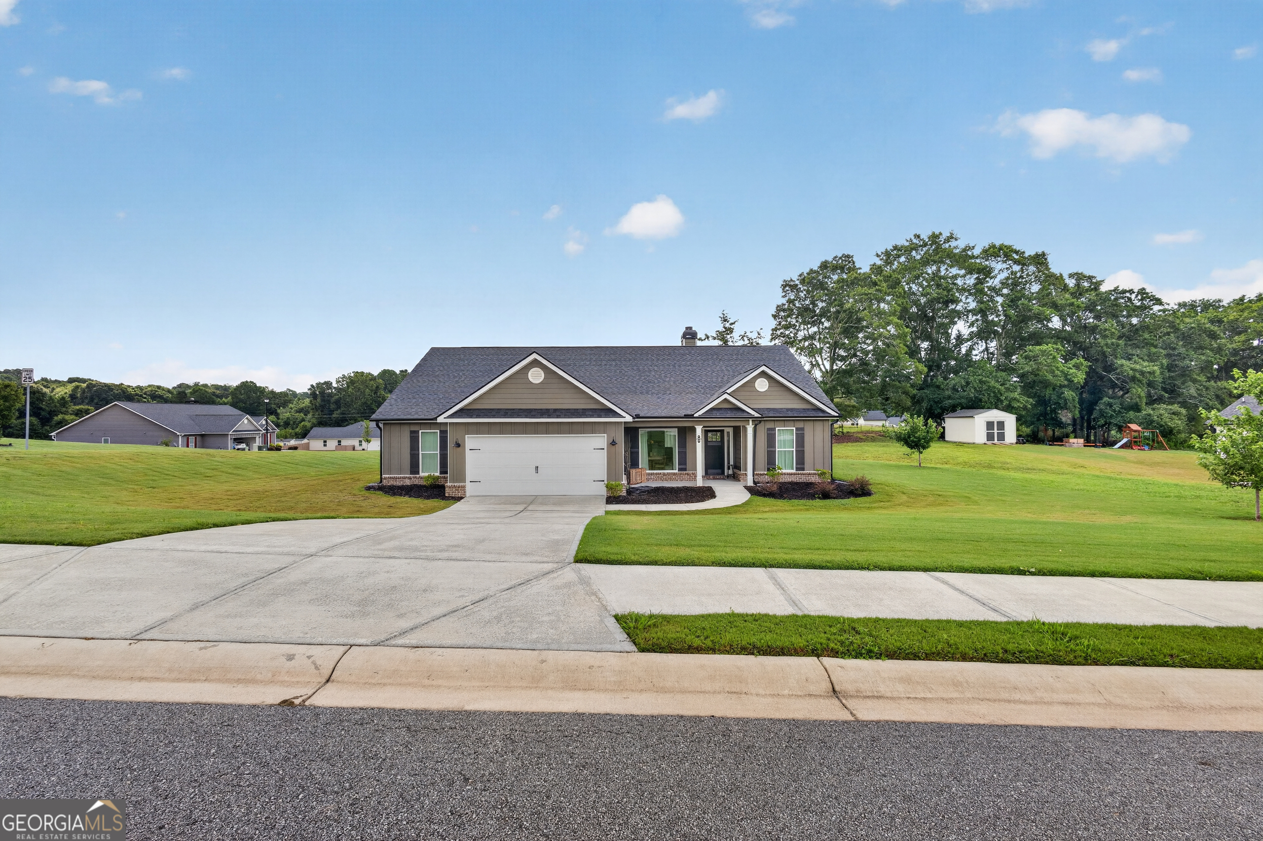 198 Advent Drive Property Photo 40