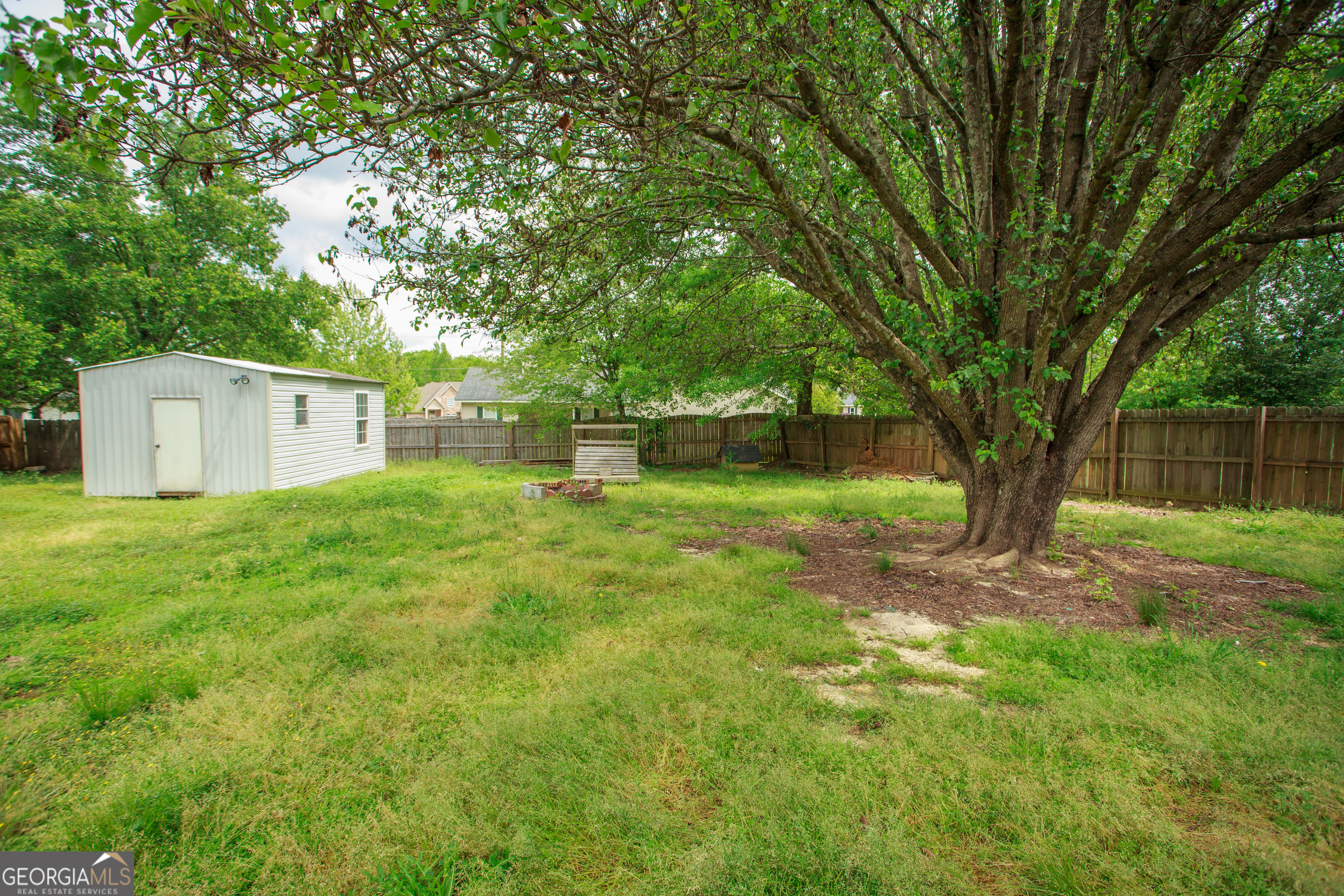201 Willowgate Drive Property Photo 9