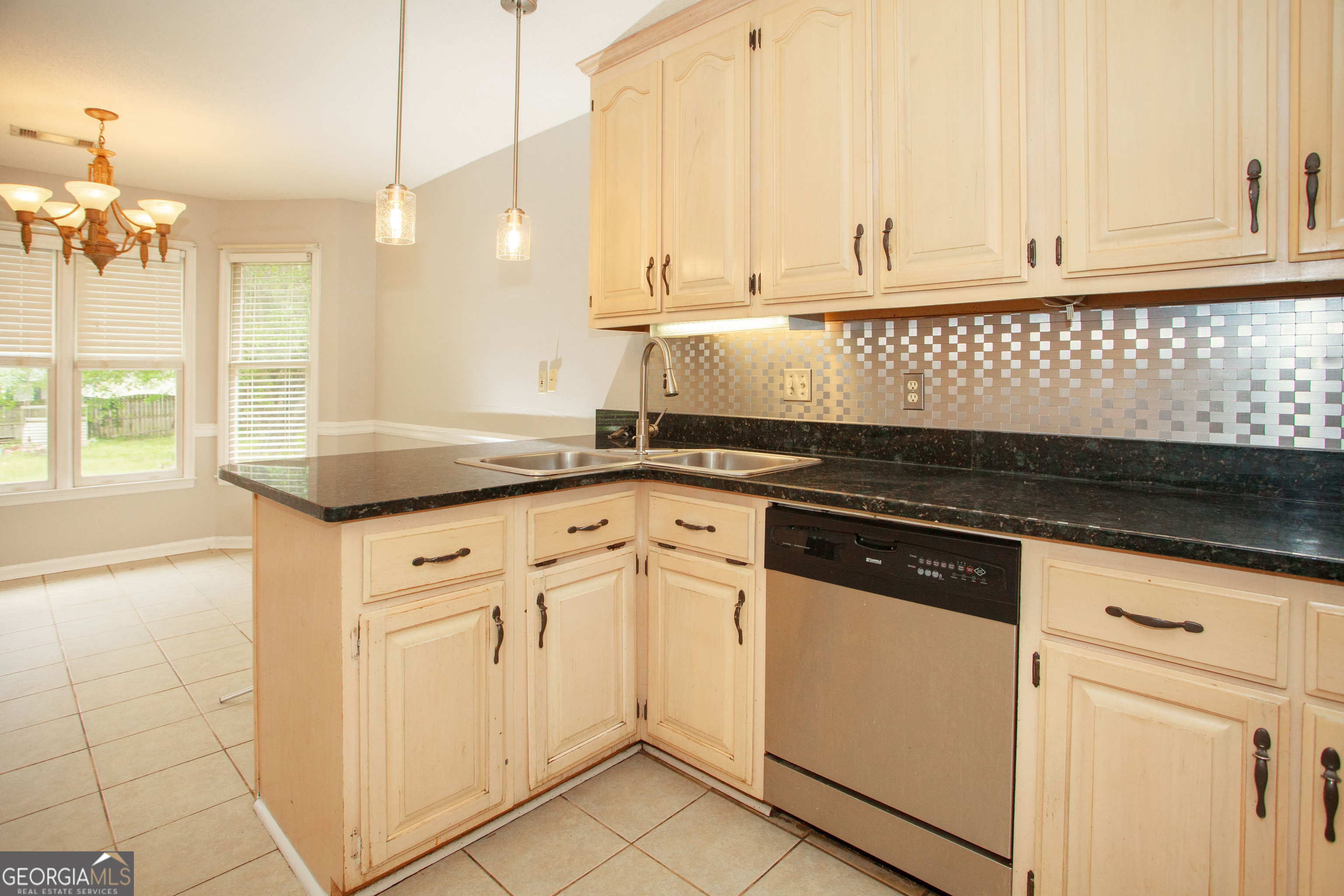 201 Willowgate Drive Property Photo 23