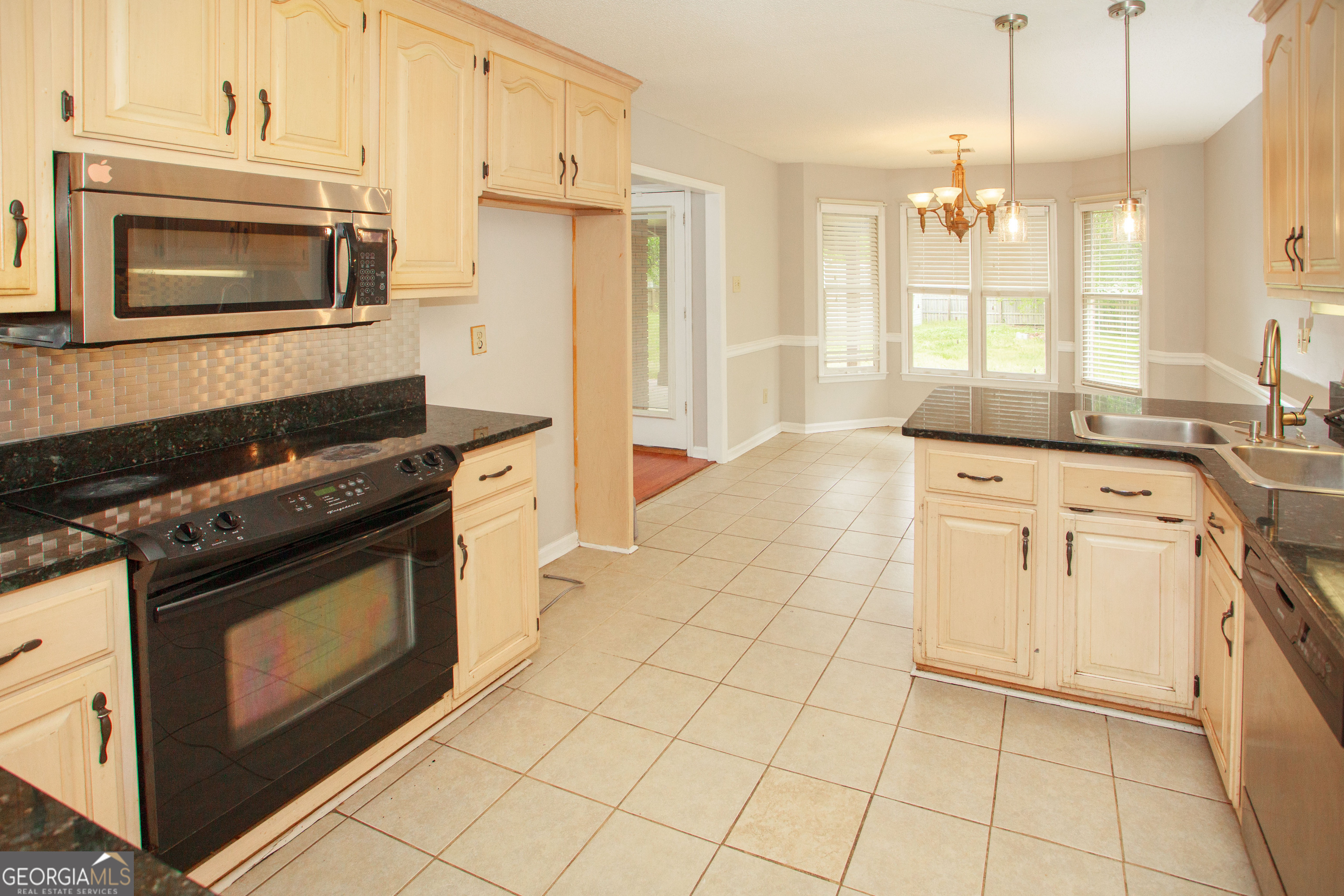 201 Willowgate Drive Property Photo 28