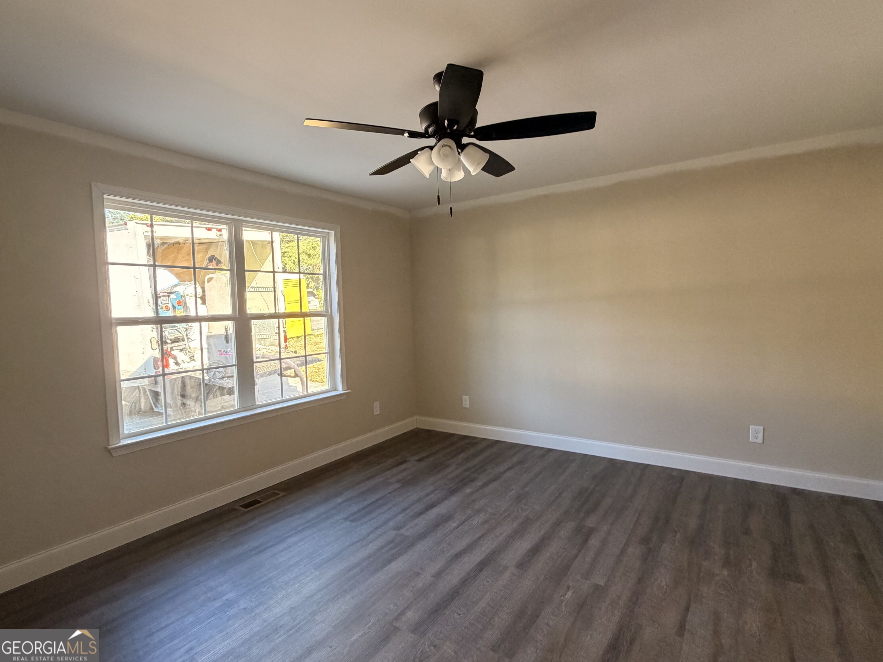 116 School Street Property Photo 4