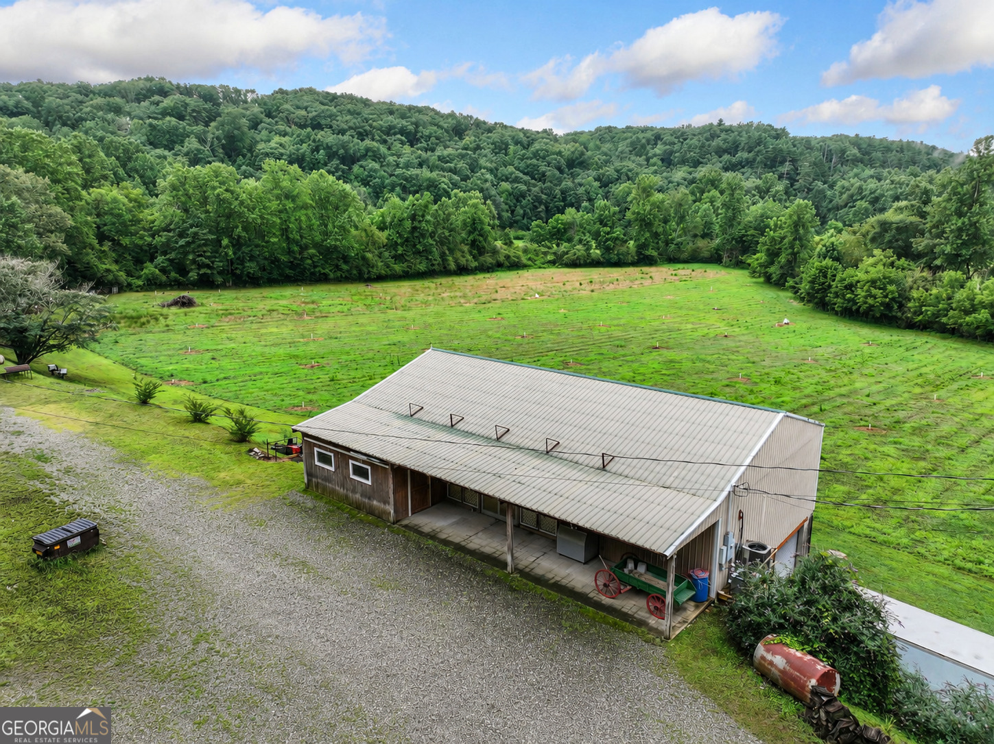 2772 Highway 19 N Property Photo 1