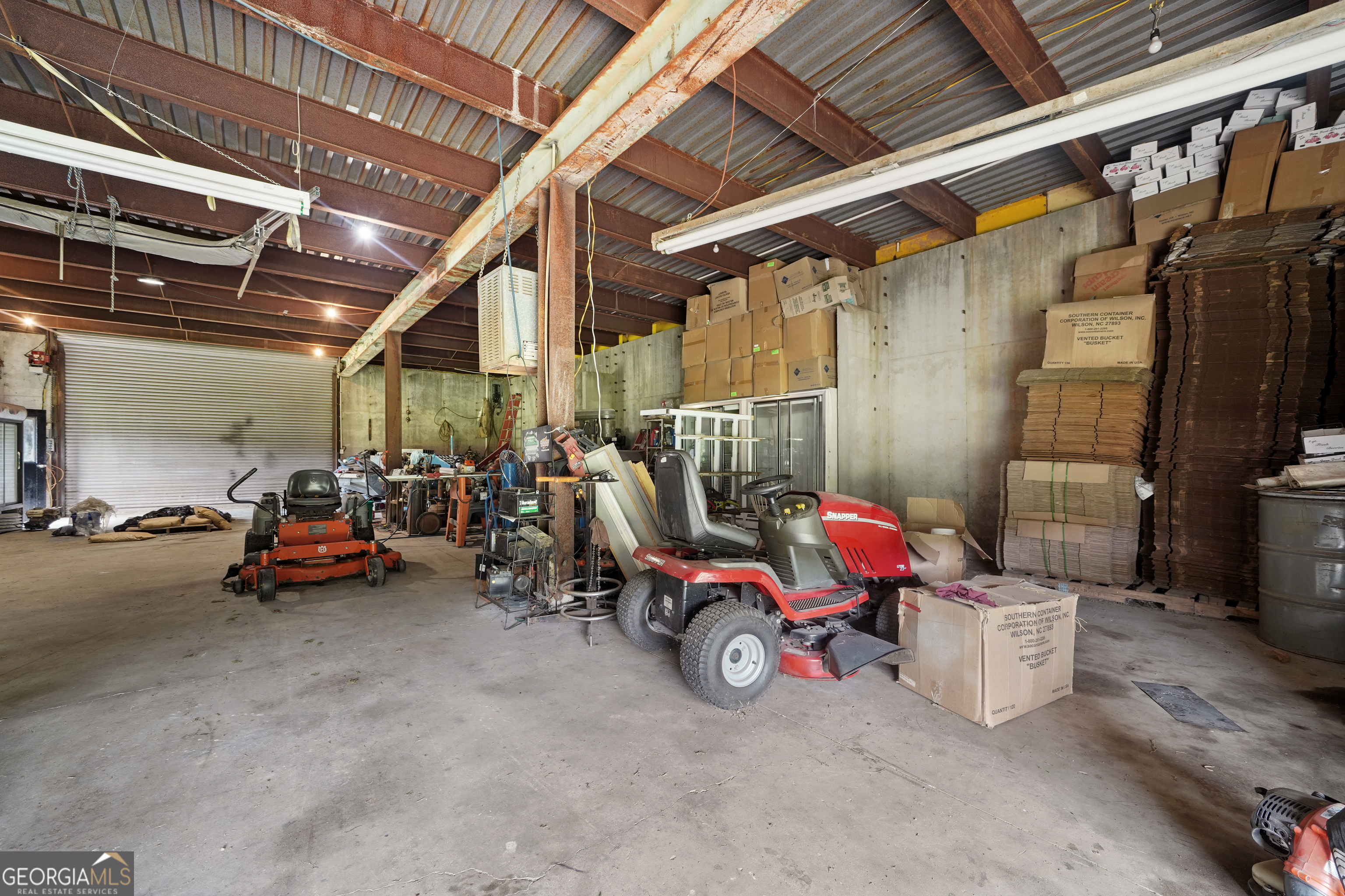 2772 Highway 19 N Property Photo 16