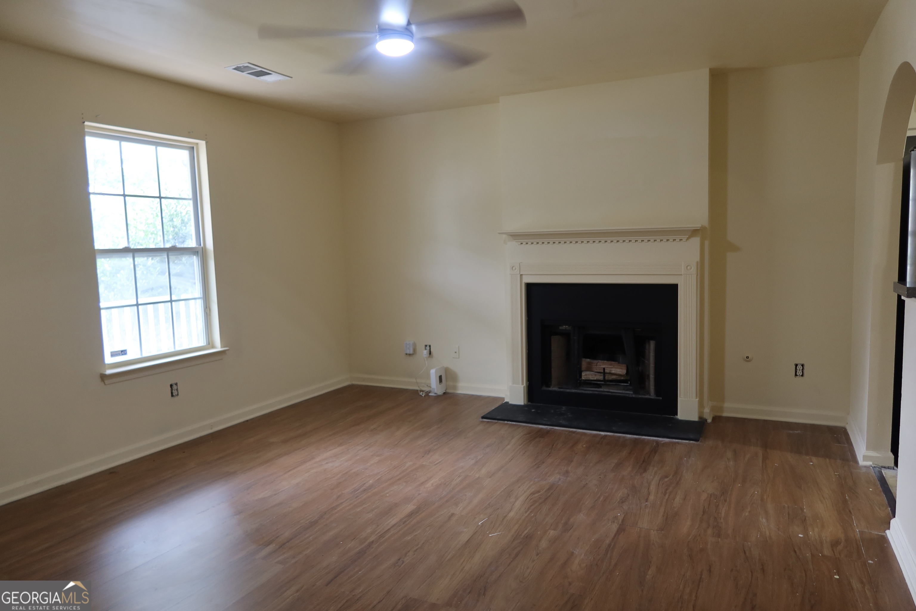306 Breeze Meadow Property Photo 3