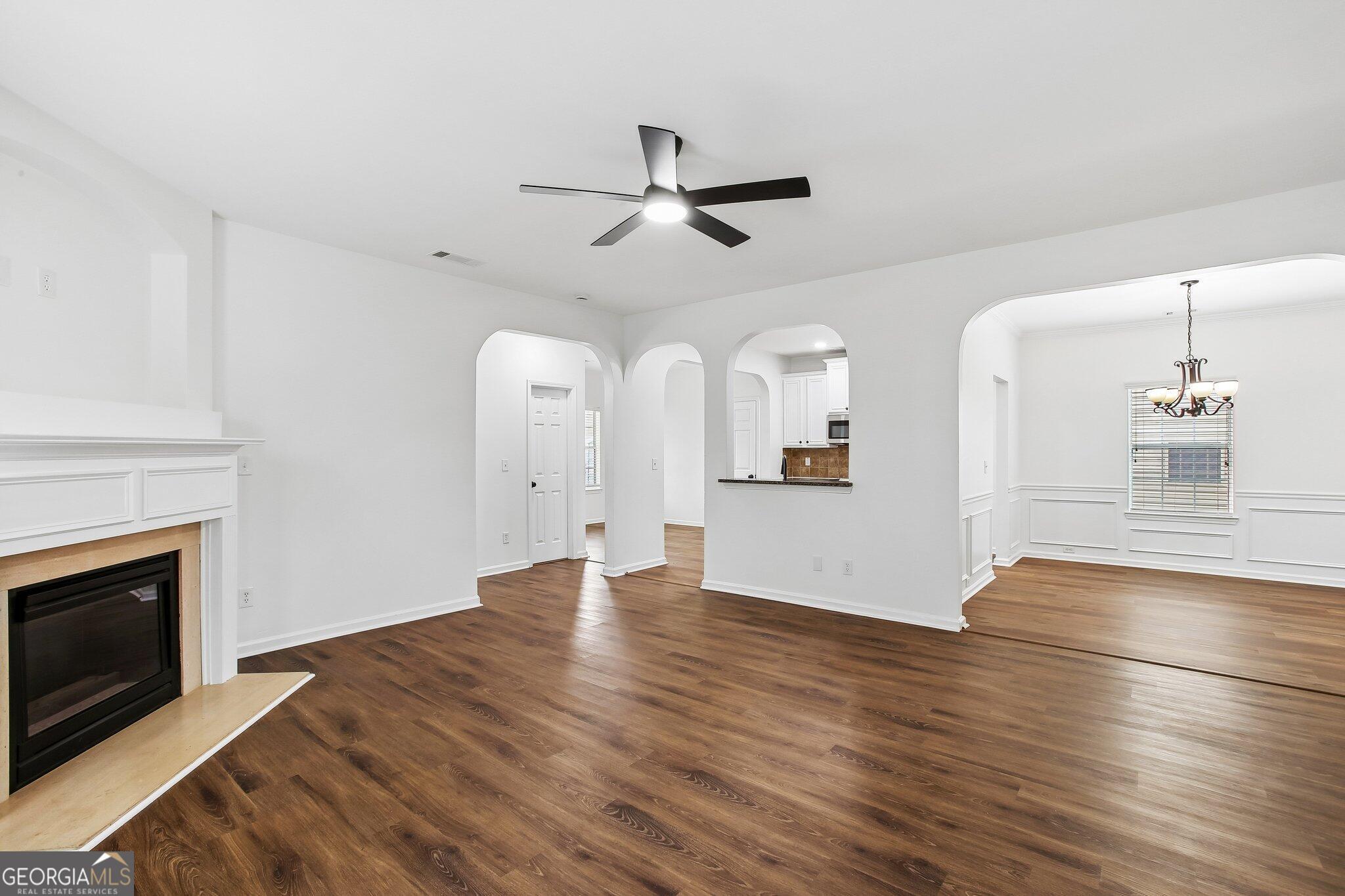 2319 Sawgrass Drive Property Photo 4