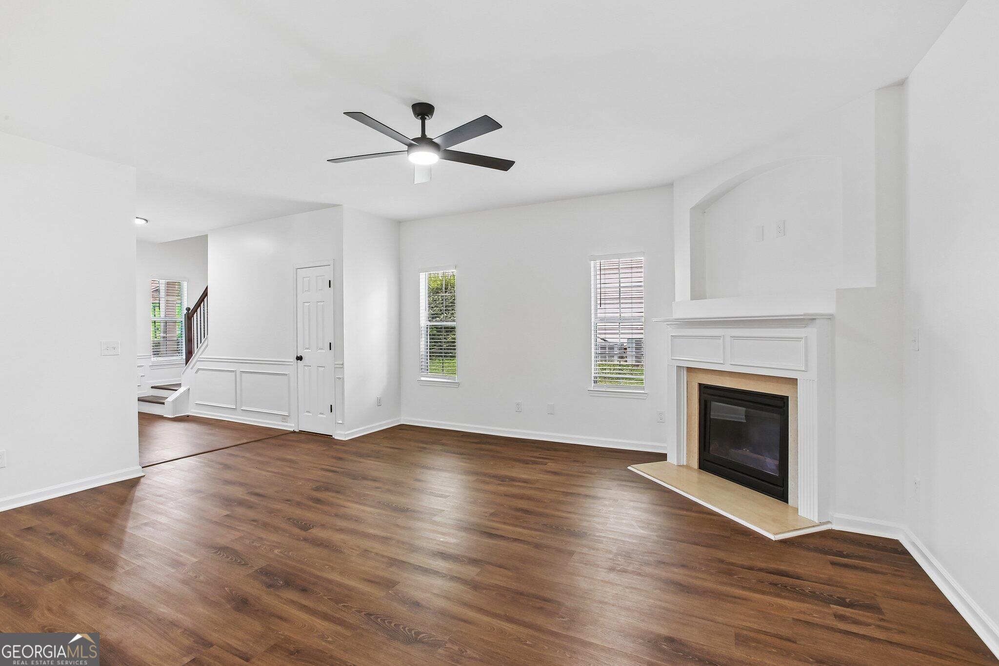 2319 Sawgrass Drive Property Photo 5