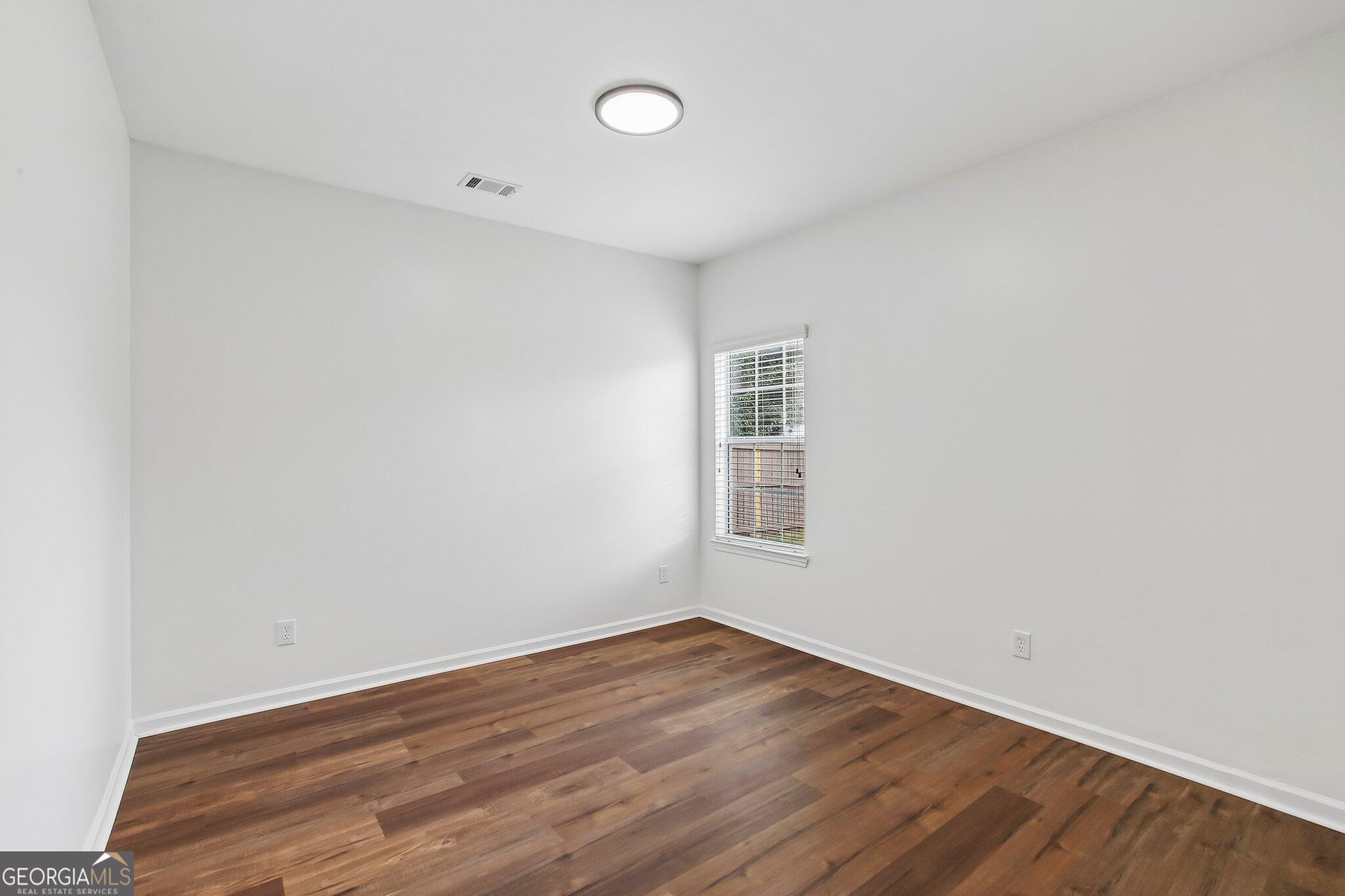2319 Sawgrass Drive Property Photo 11