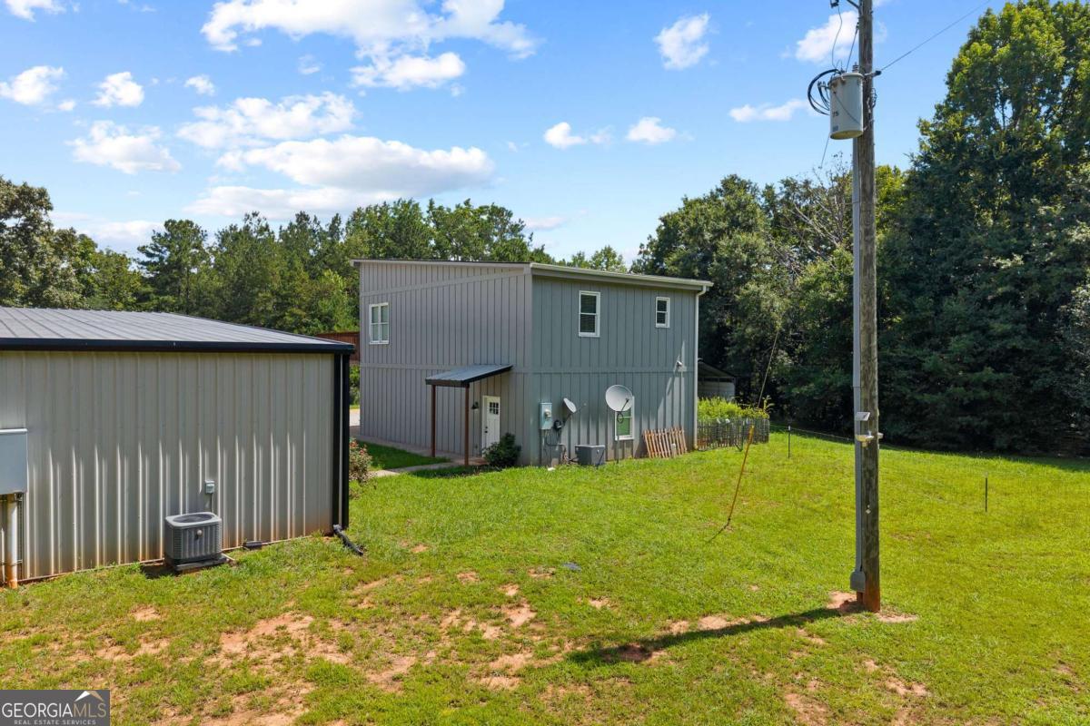 221 Columbus Drive Property Photo 38