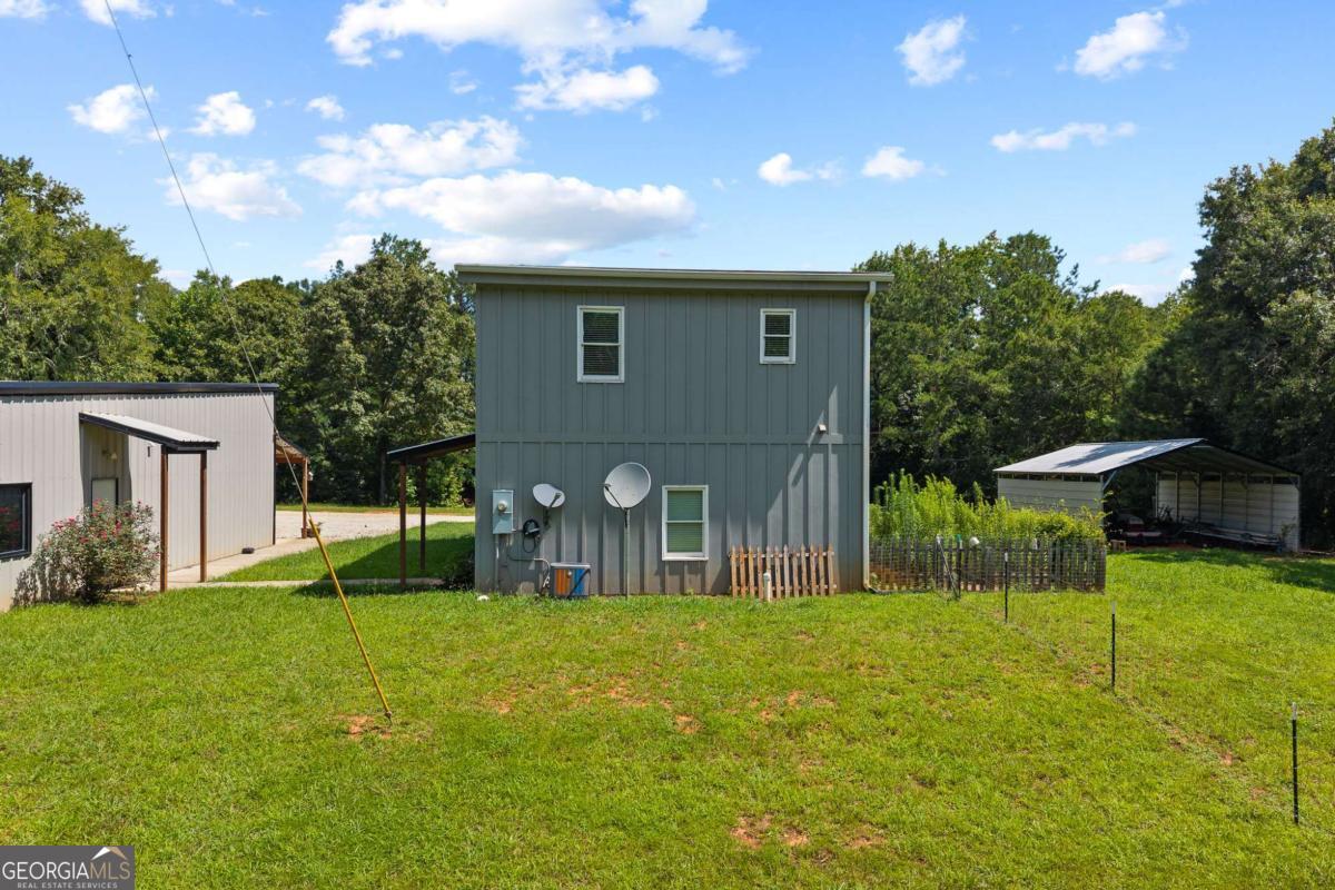 221 Columbus Drive Property Photo 39