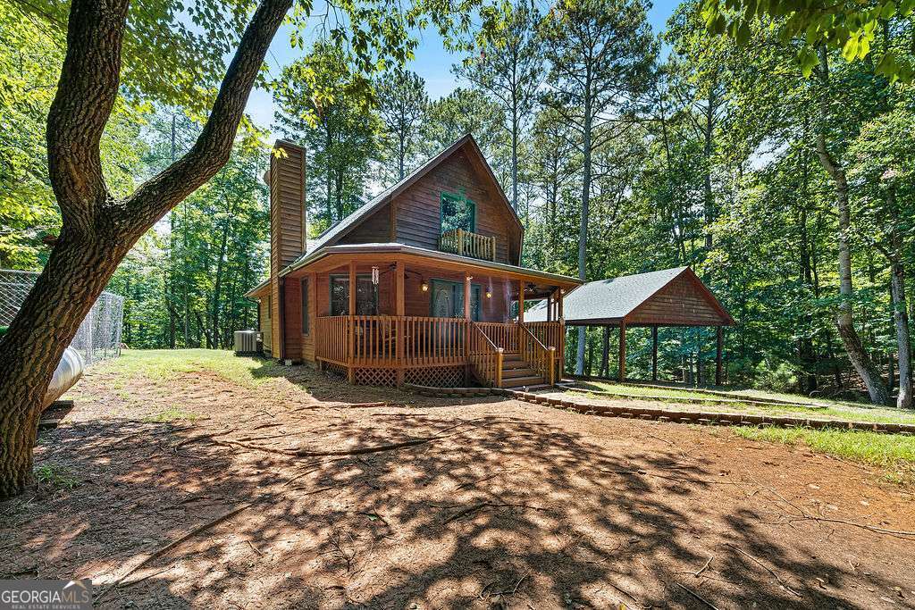 1247 Newport Drive Property Photo 1