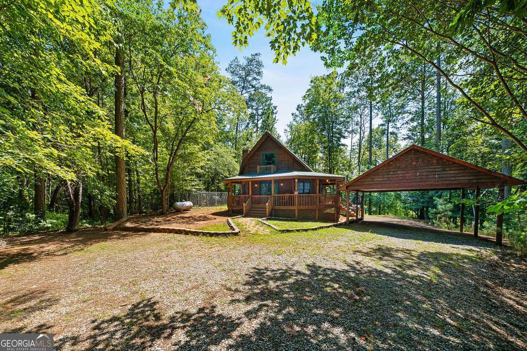 1247 Newport Drive Property Photo 6